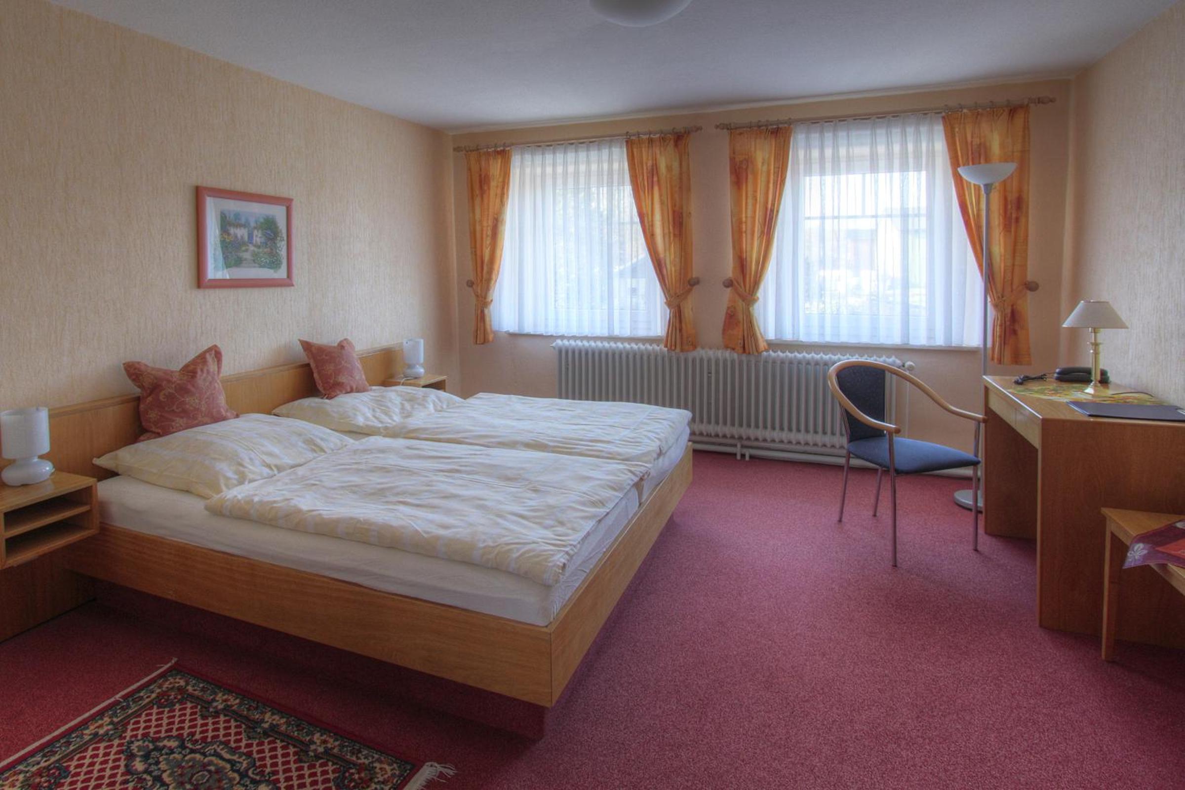 Double Room - Photo 9