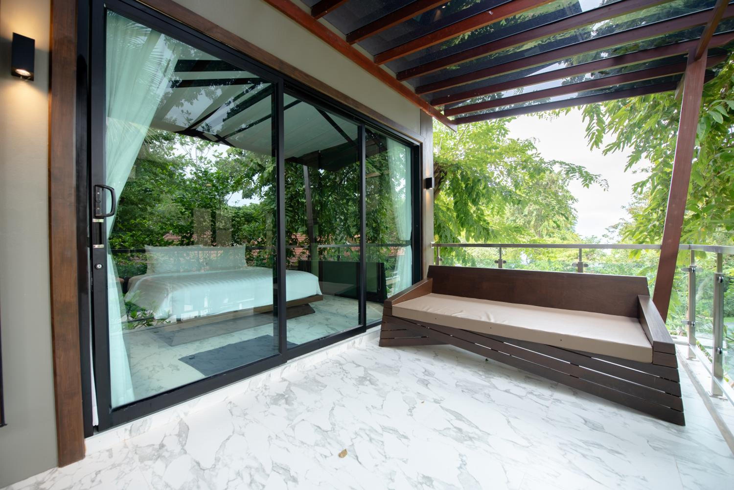 Suite Wooden Style photo 3