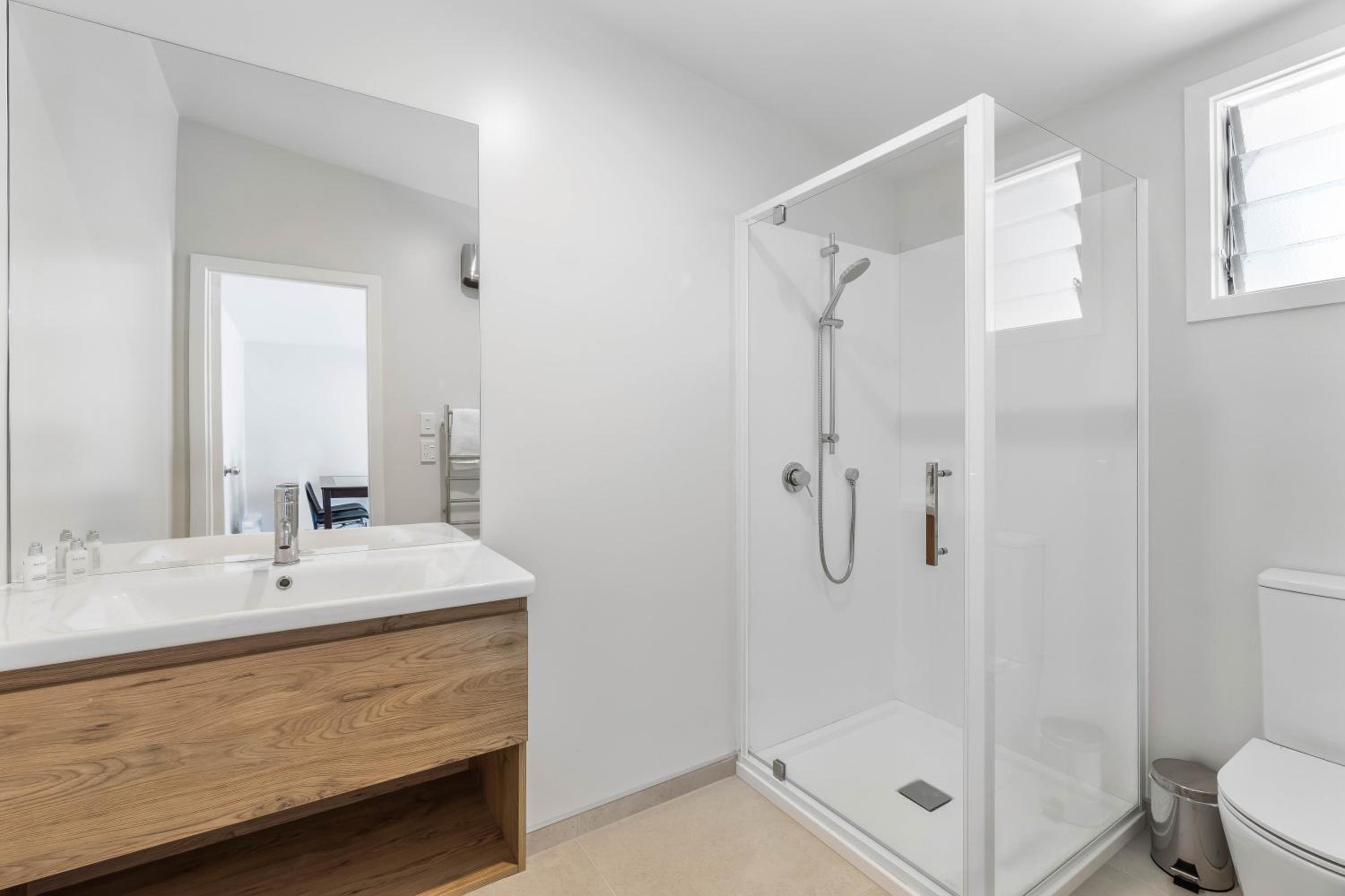 Two-Bedroom Apartment - Photo 5