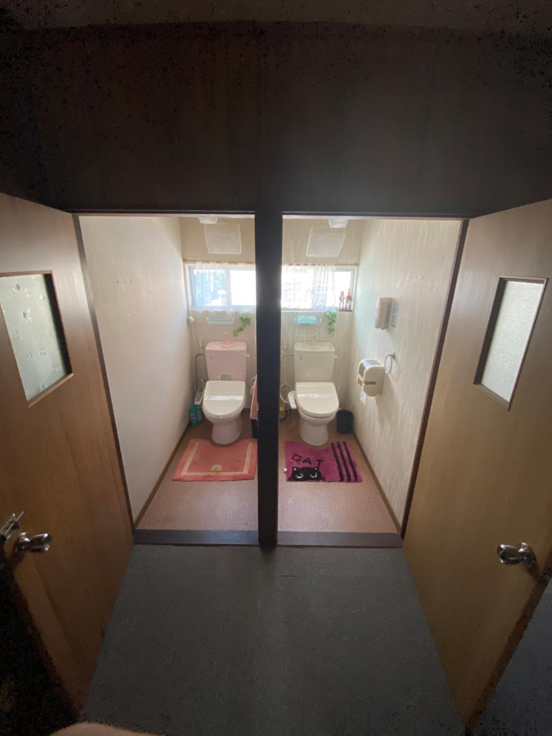 Economy Double Room - Photo 7