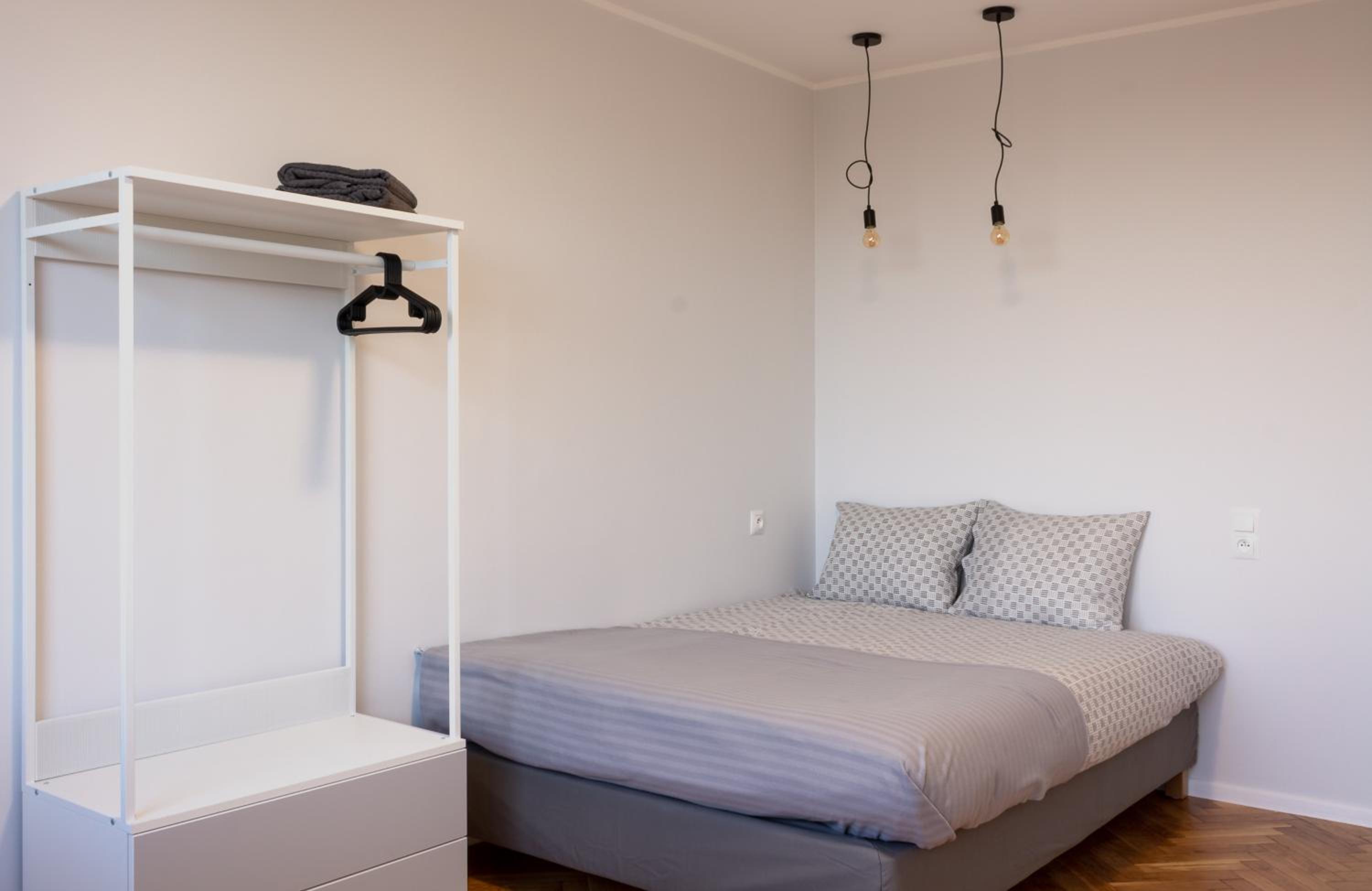 Deluxe Double Room with Balcony - Photo 8