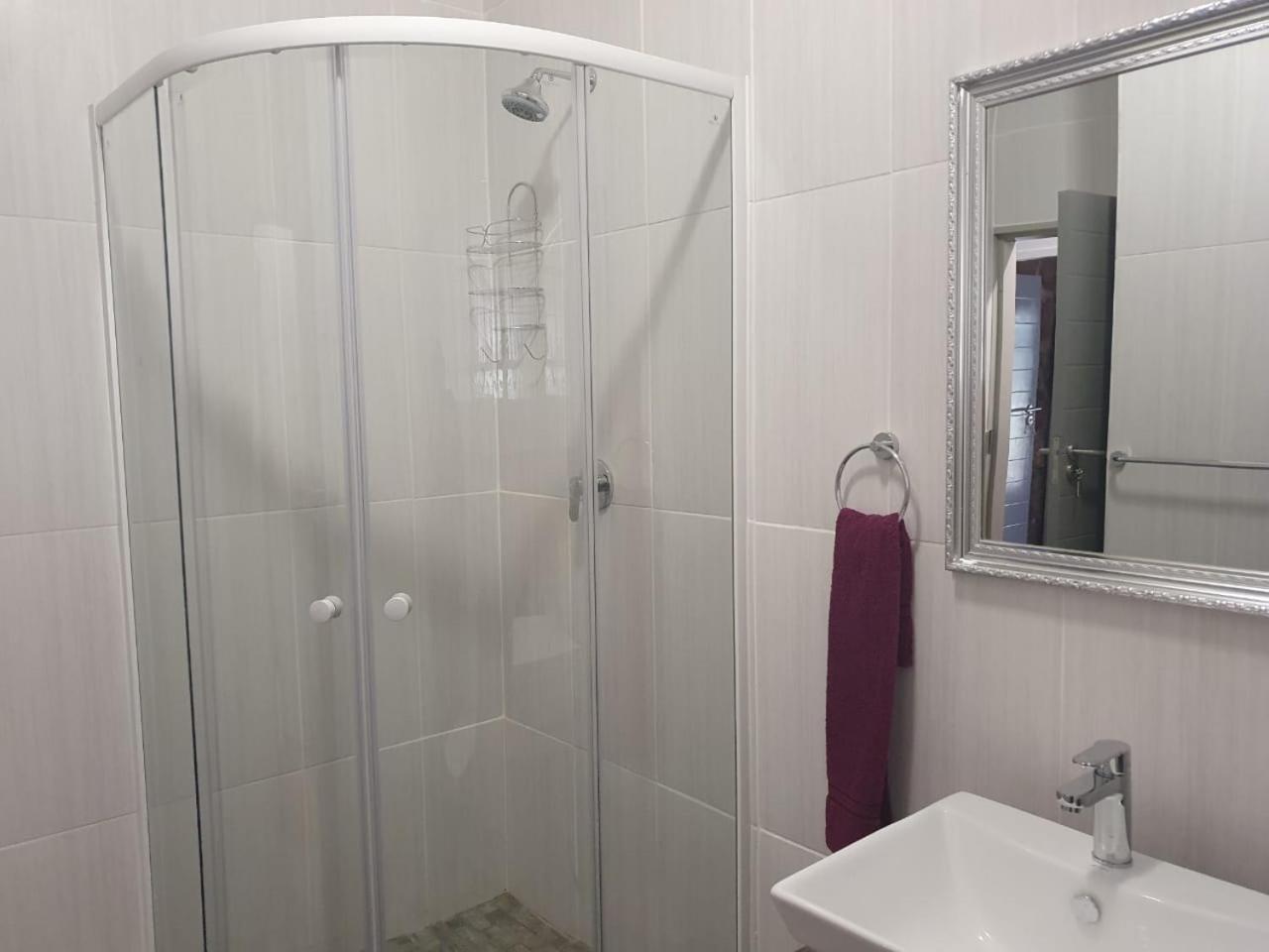 Two-Bedroom Apartment - Photo 11