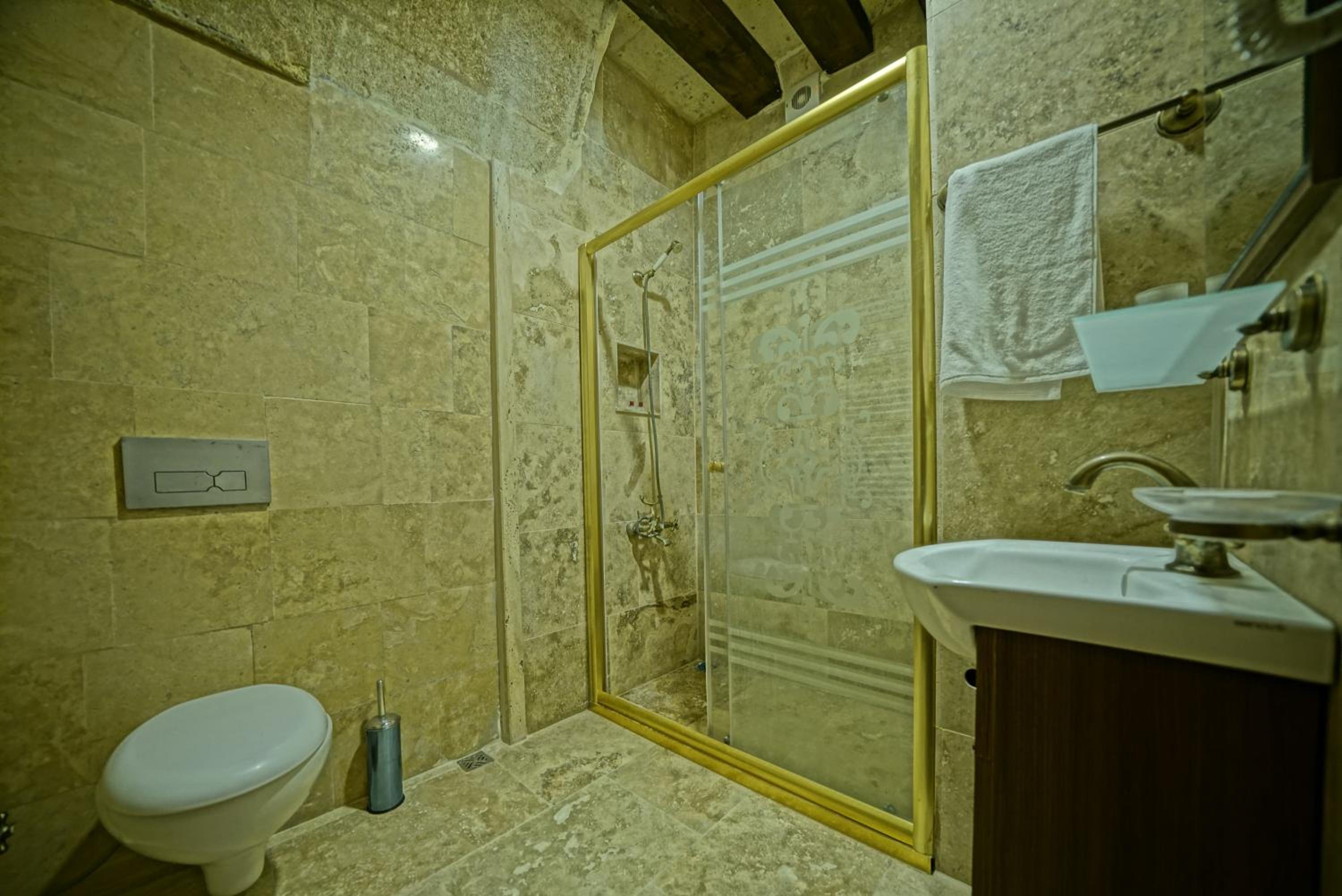 Double Room with Garden View - Photo 5