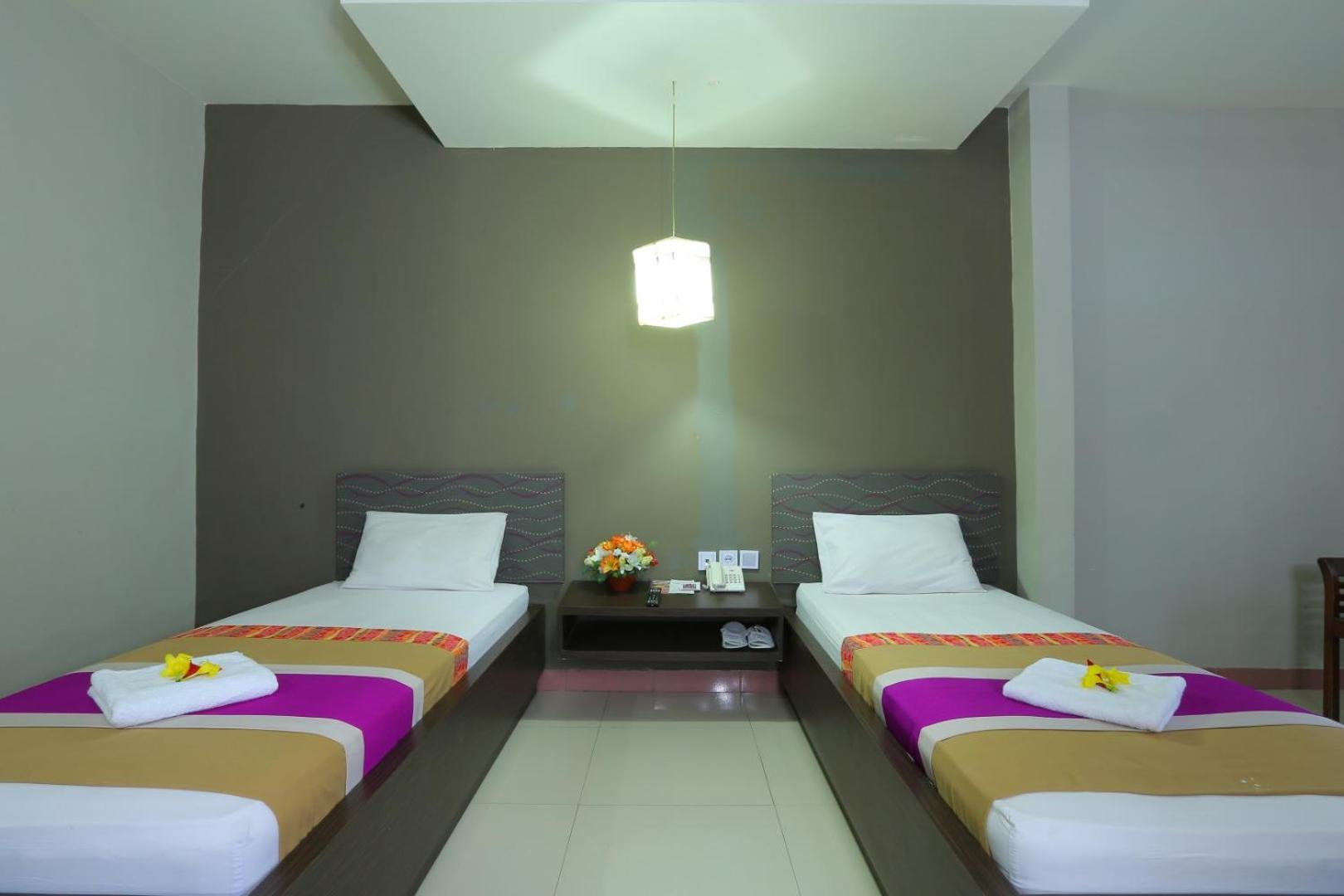 Standard Double or Twin Room - Photo 4
