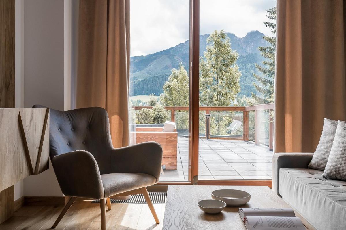 Deluxe Apartment no. 10 with one Bedroom and Terrace