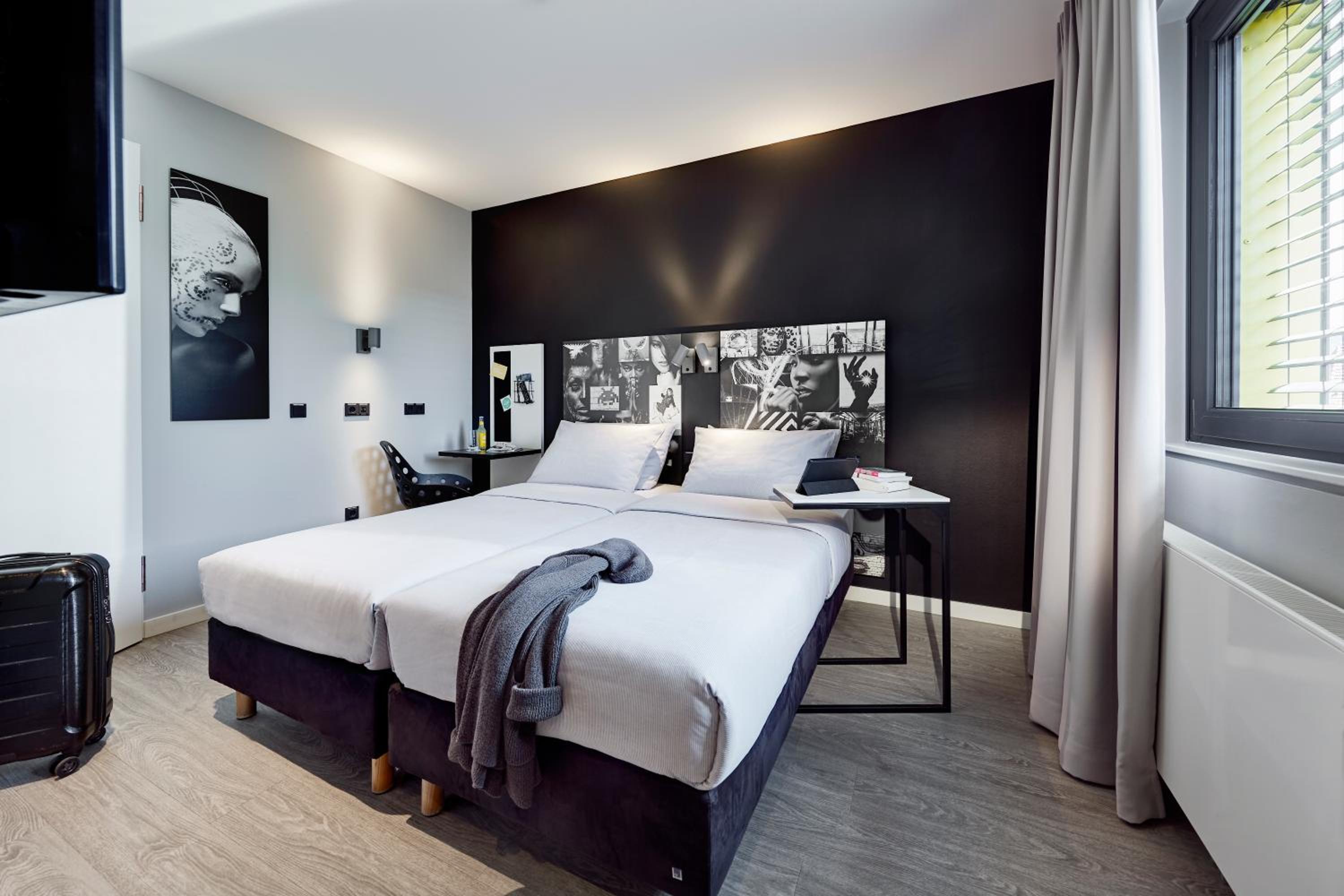 Standard Twin Room photo 3