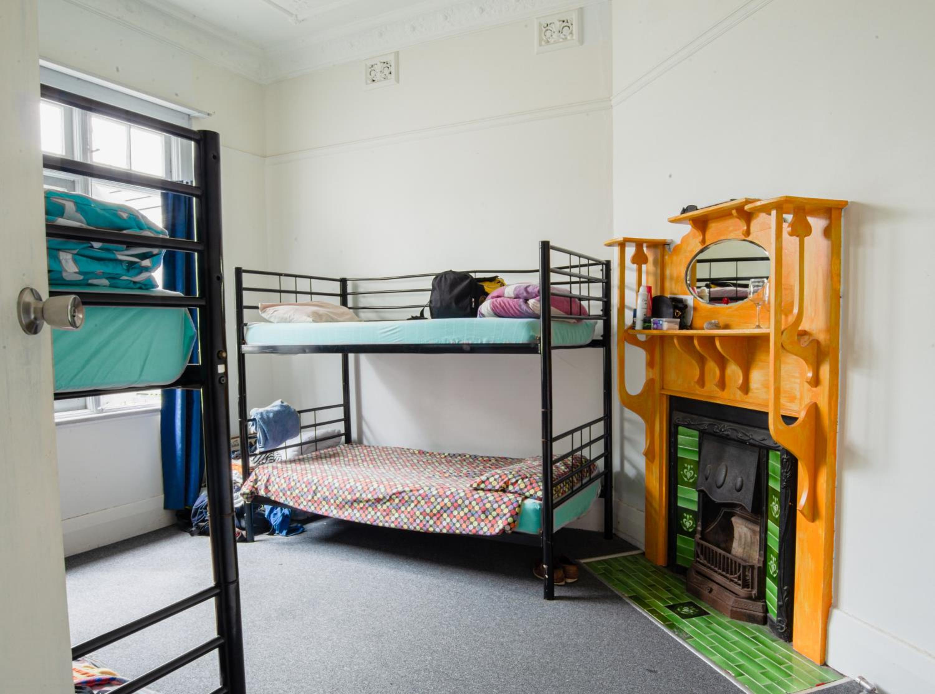 Bed in 4-Bed Mixed Dormitory Room