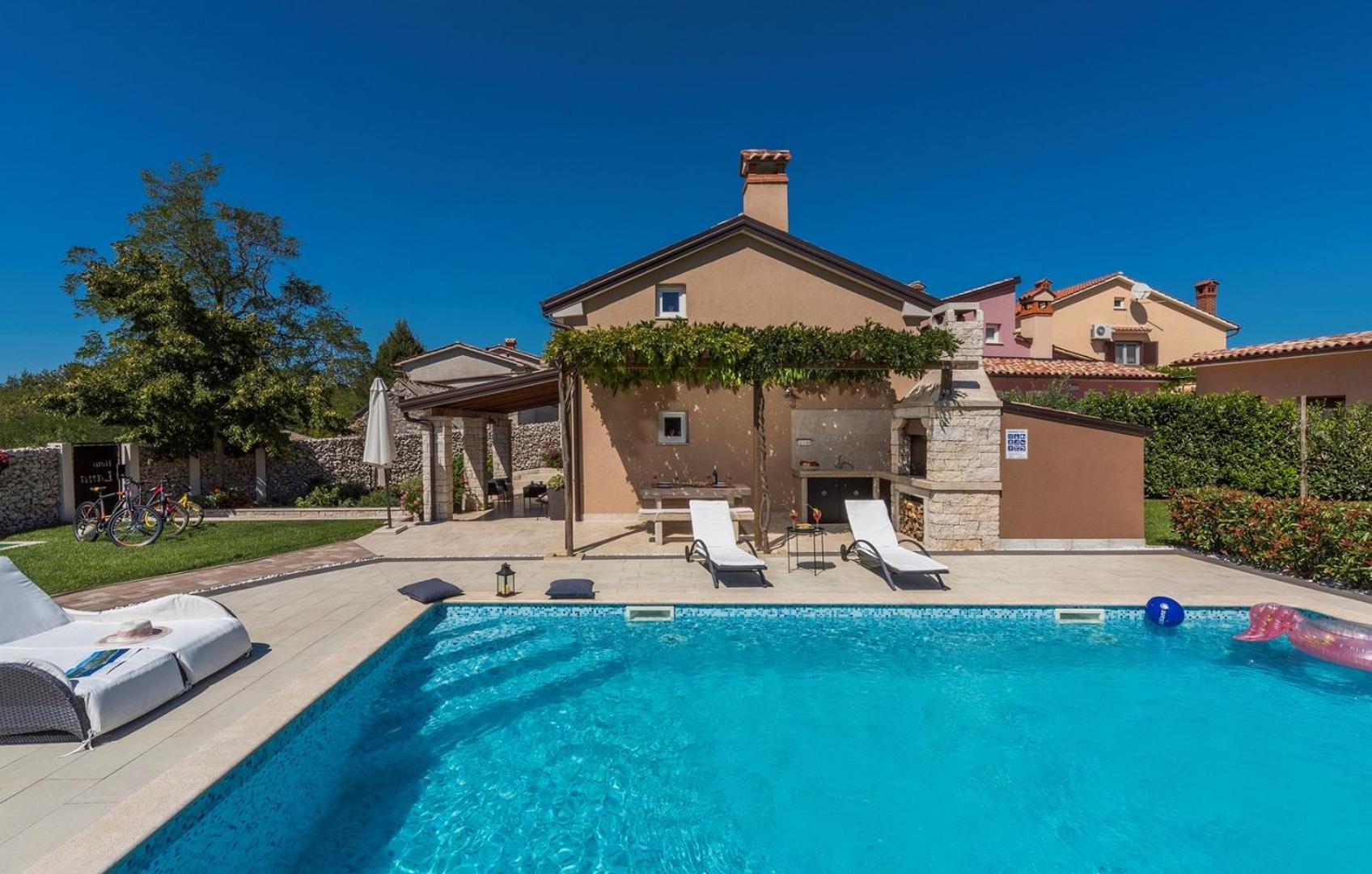 Vacation Home photo 2
