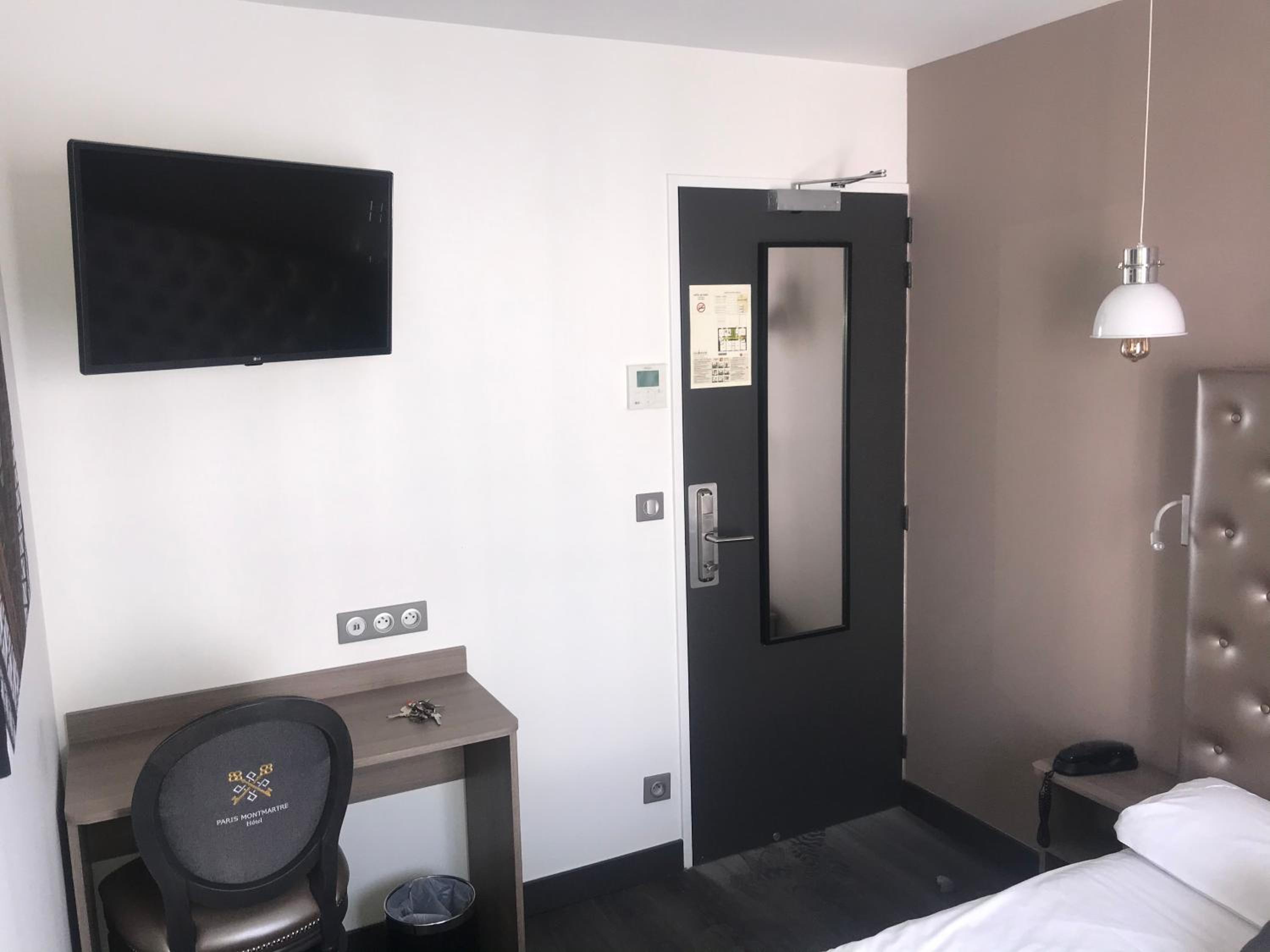 Single Room photo 1