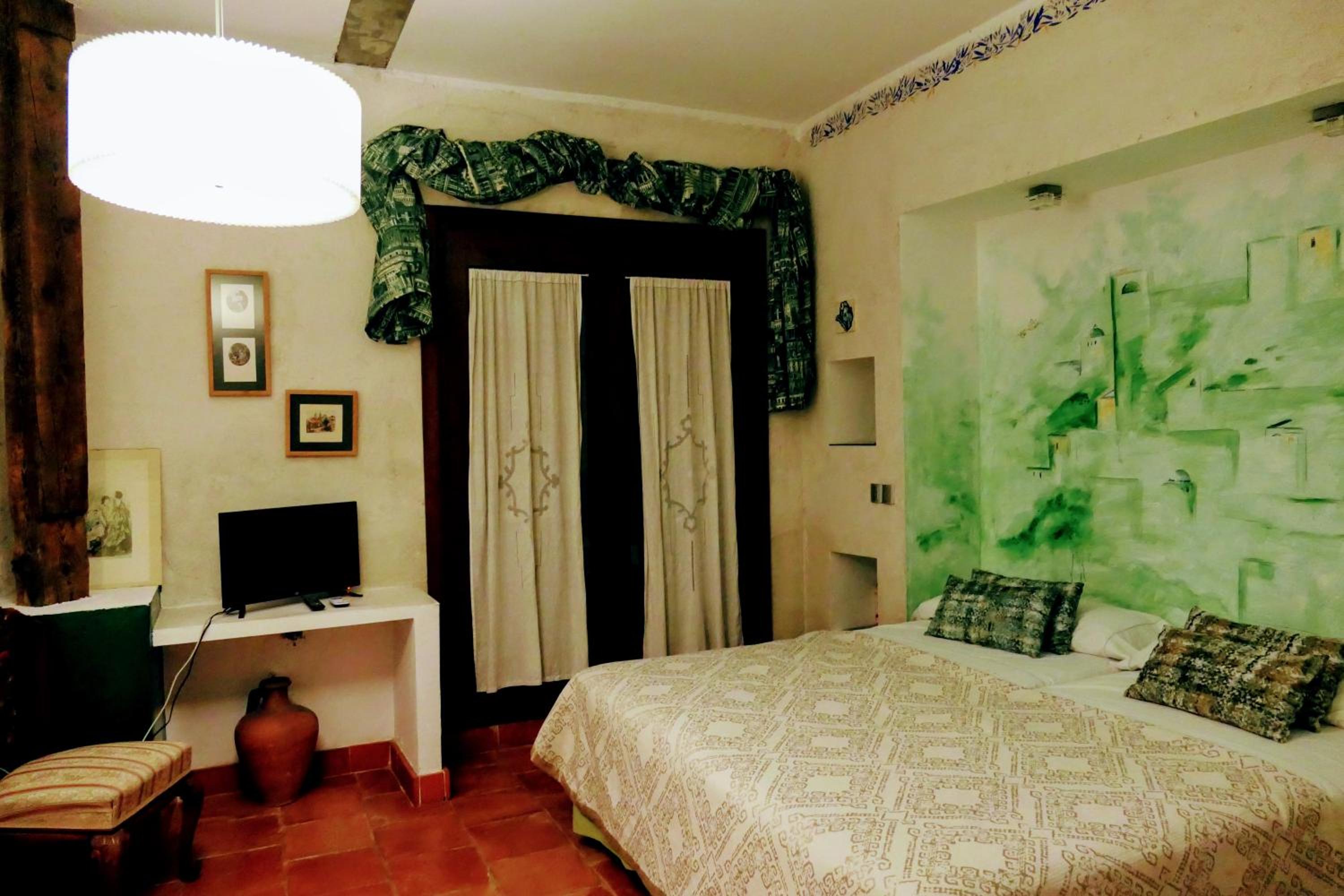 Double or Twin Room photo 2