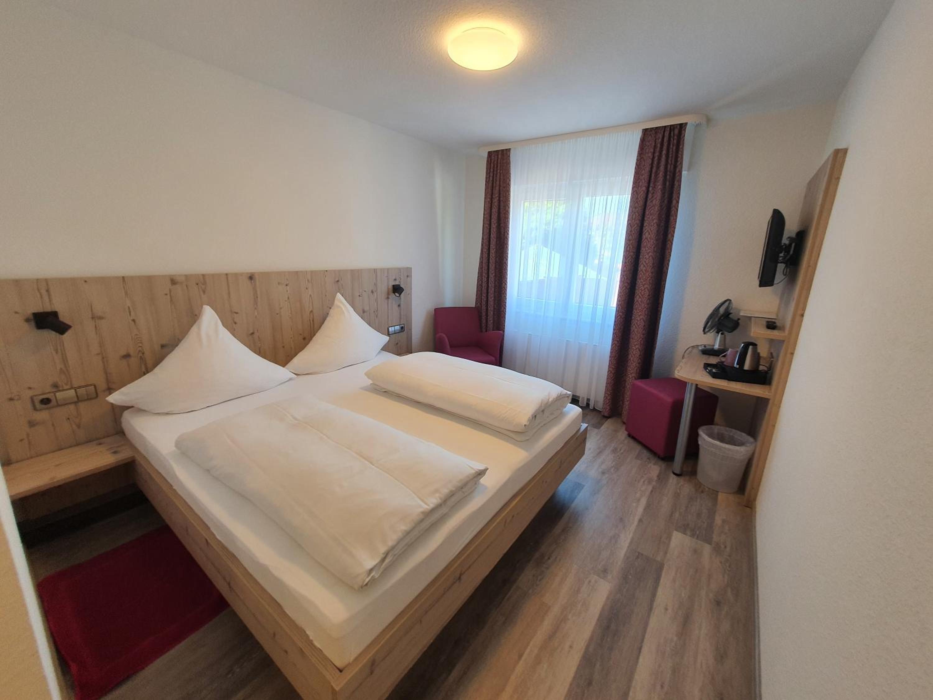 Single Room photo 3