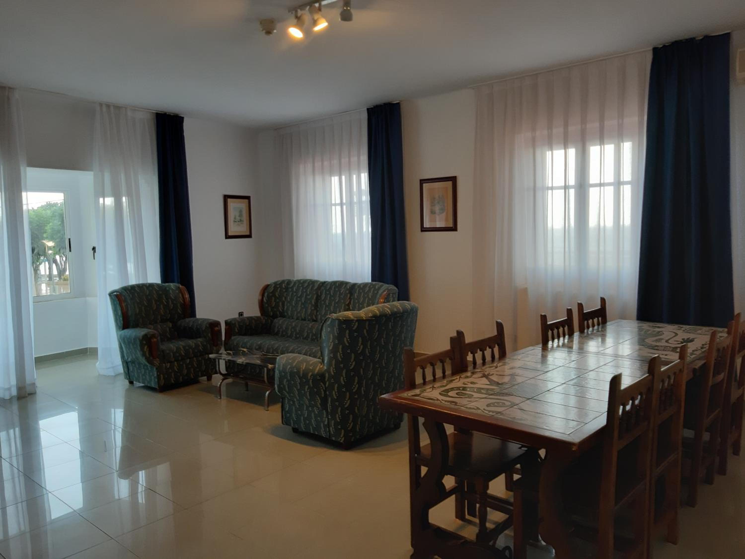 Apartamento con vista al mar