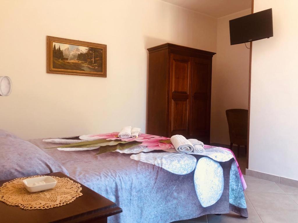 Double Room with Private Bathroom photo 1