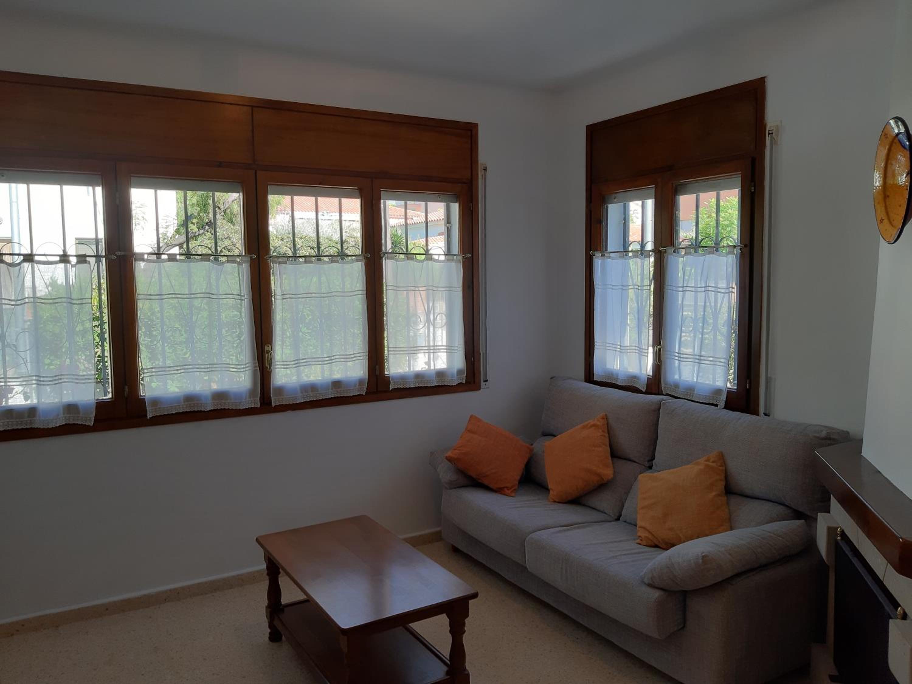Casa de cuatro habitaciones