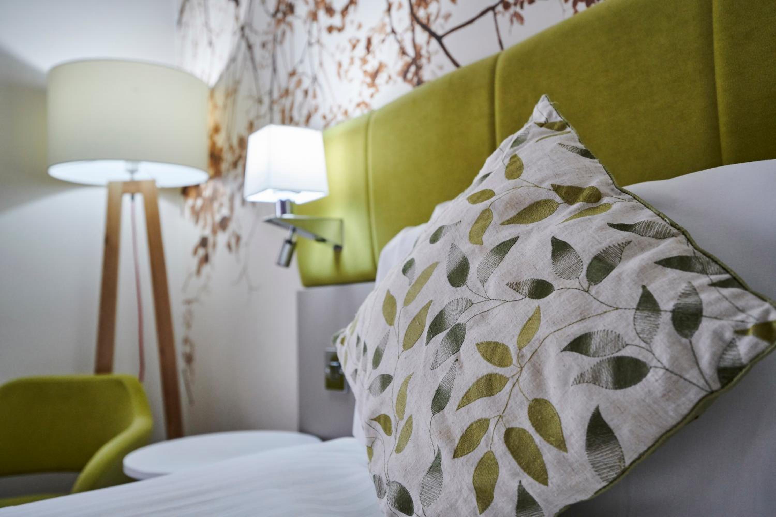 Standard Twin Room - Photo 2