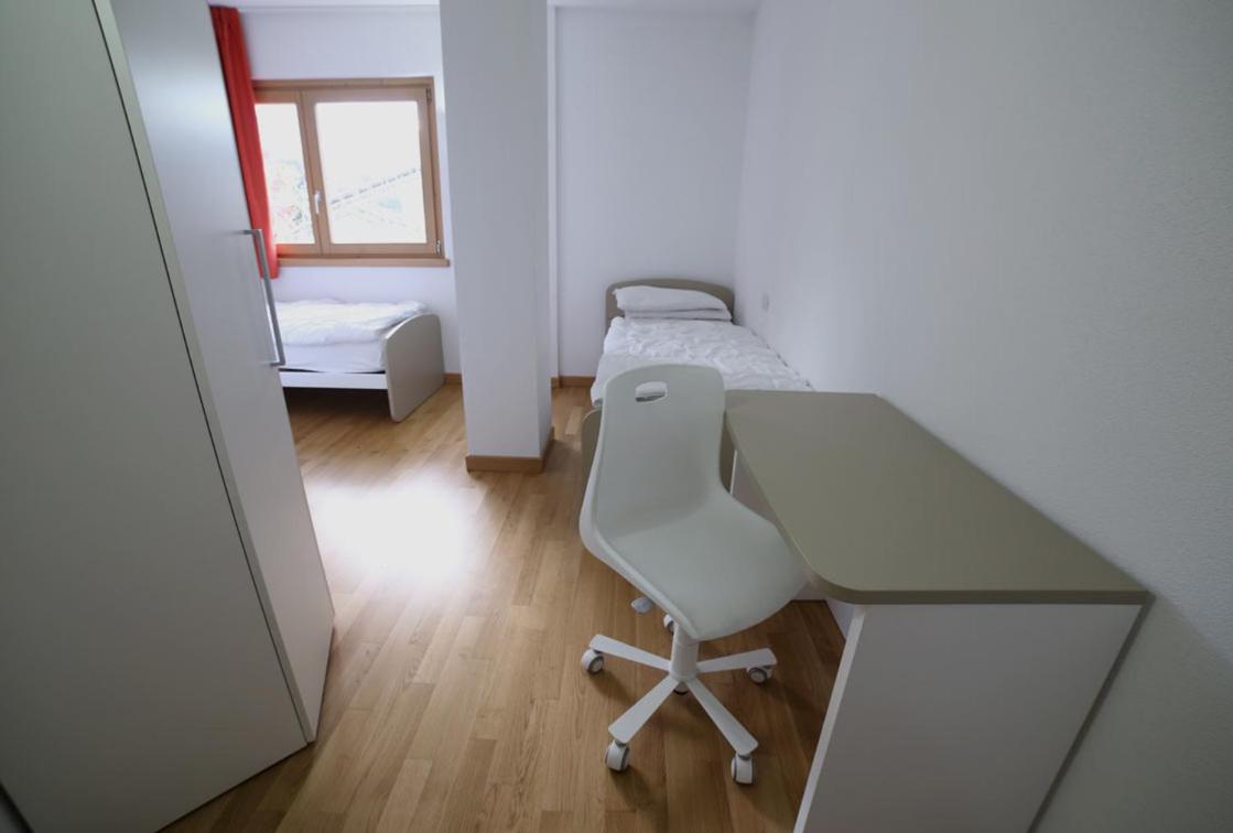 Two-Bedroom Apartment with Mountain View photo 1
