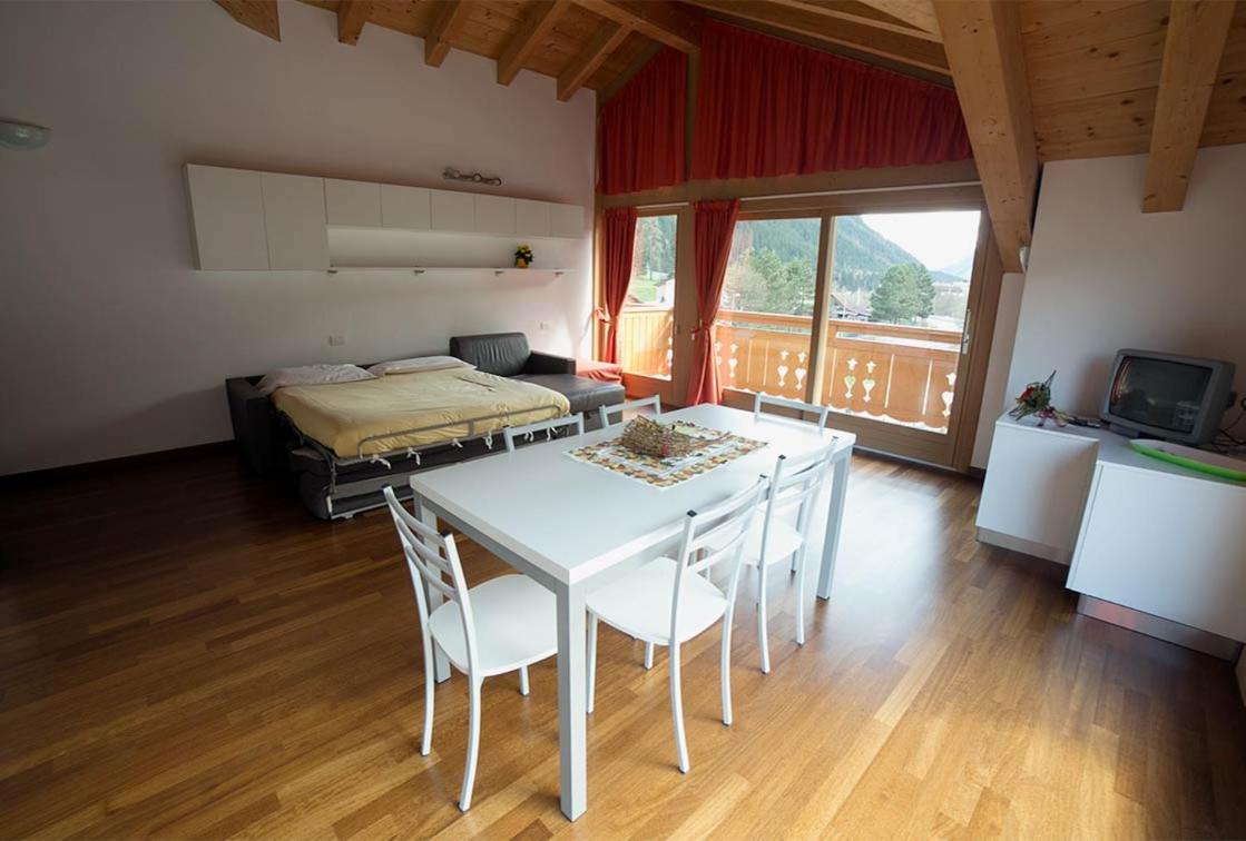 Penthouse Apartment photo 2