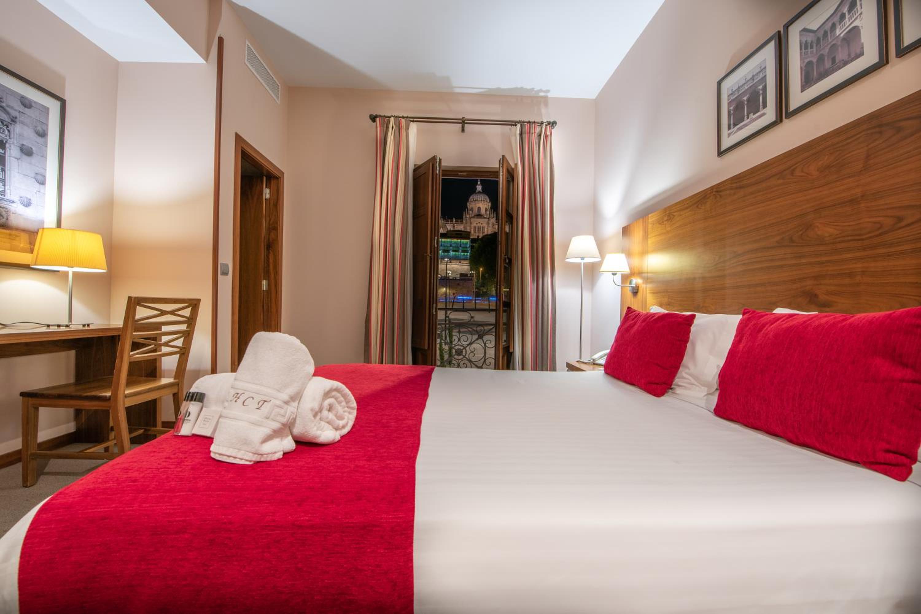 Double or Twin Room - Photo 25