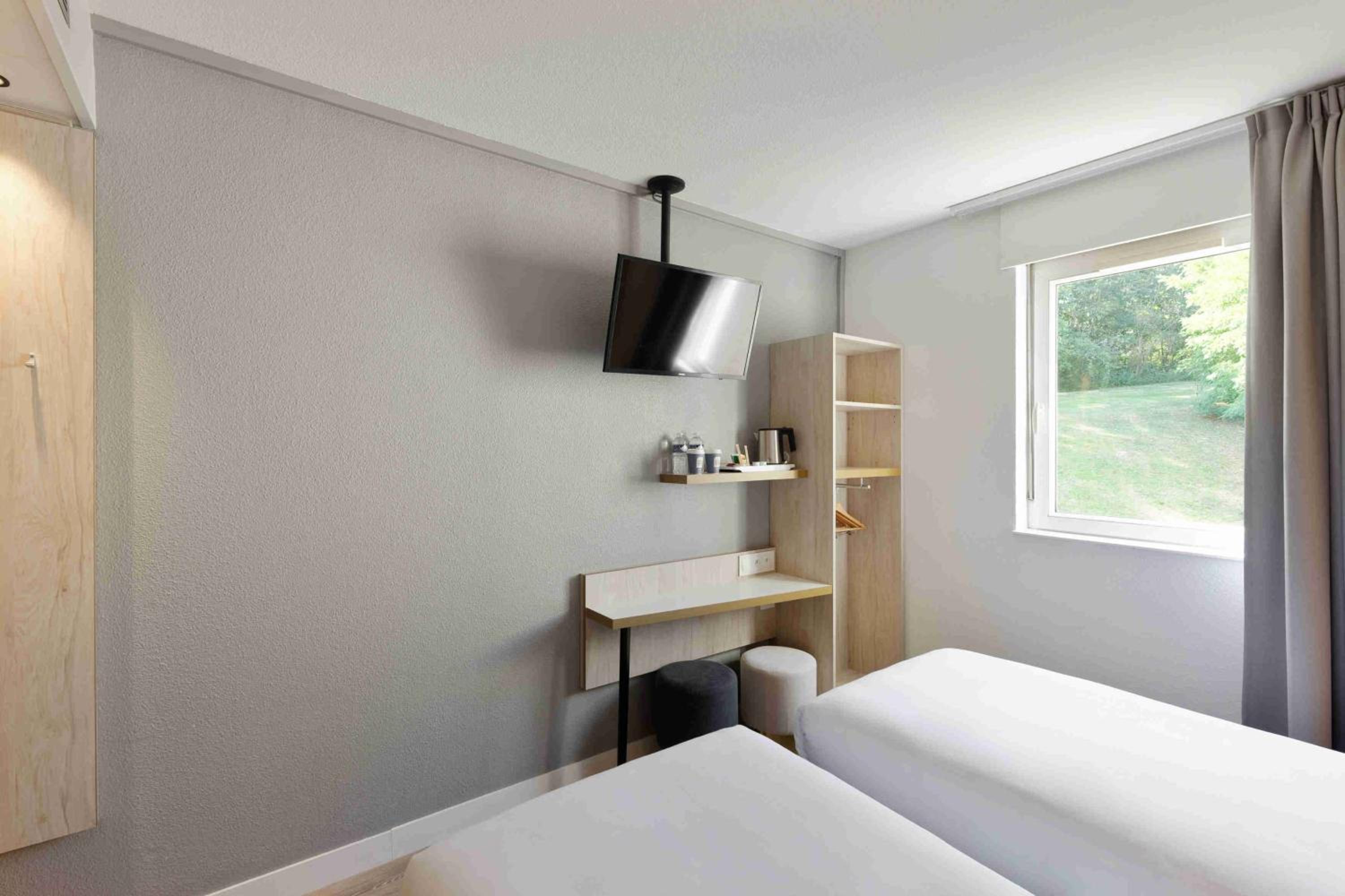 Comfort Twin Room
