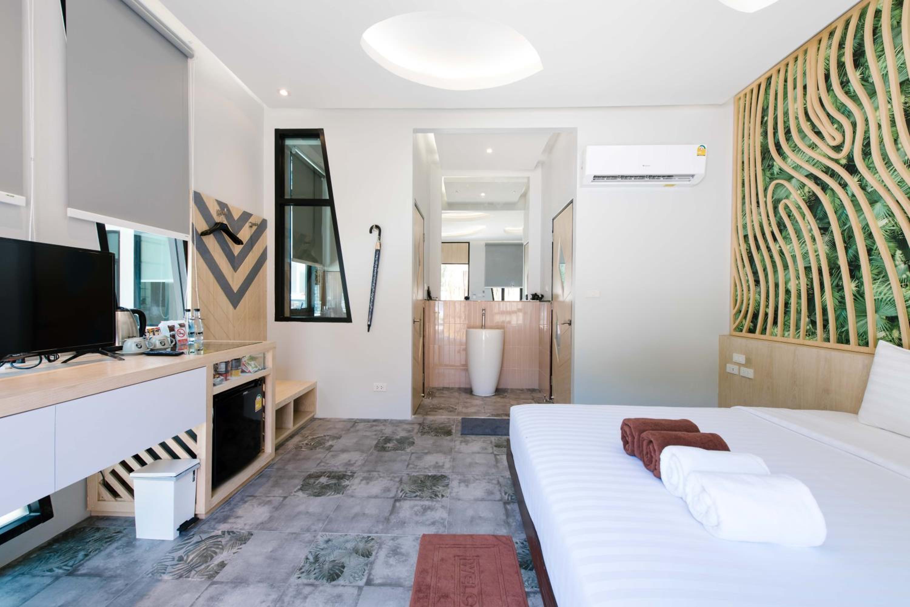 Deluxe Calathea Room - Photo 4