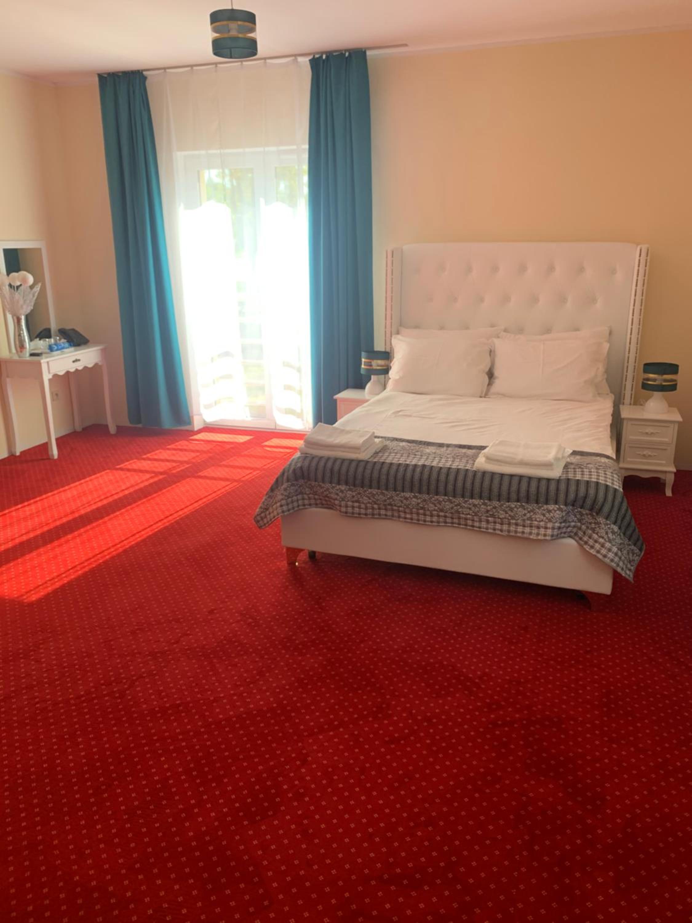 Deluxe Double Room photo 3