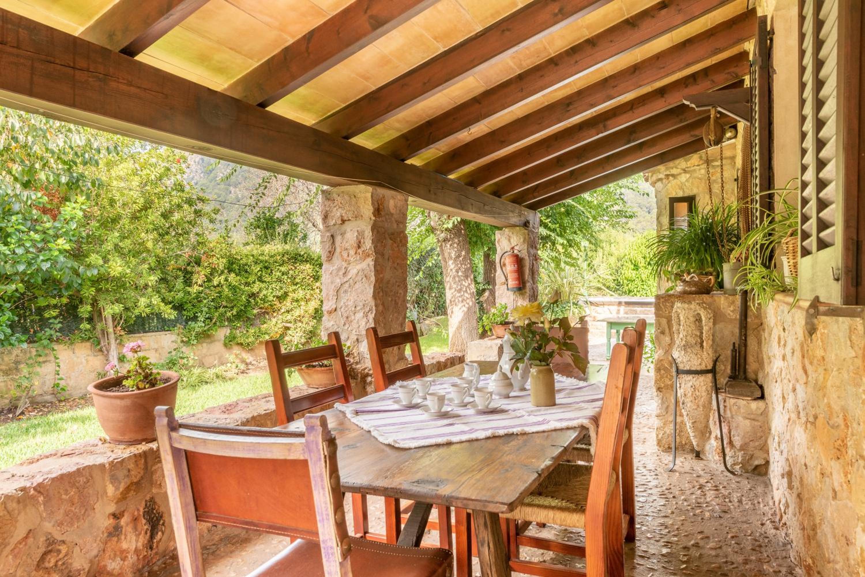 Villa photo 3