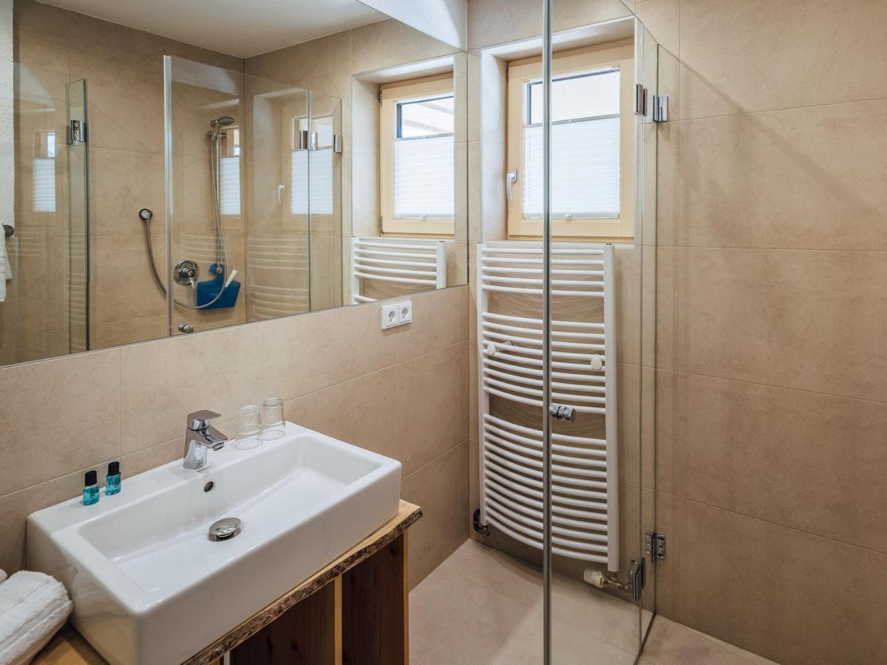 Double Room with Balcony photo 3