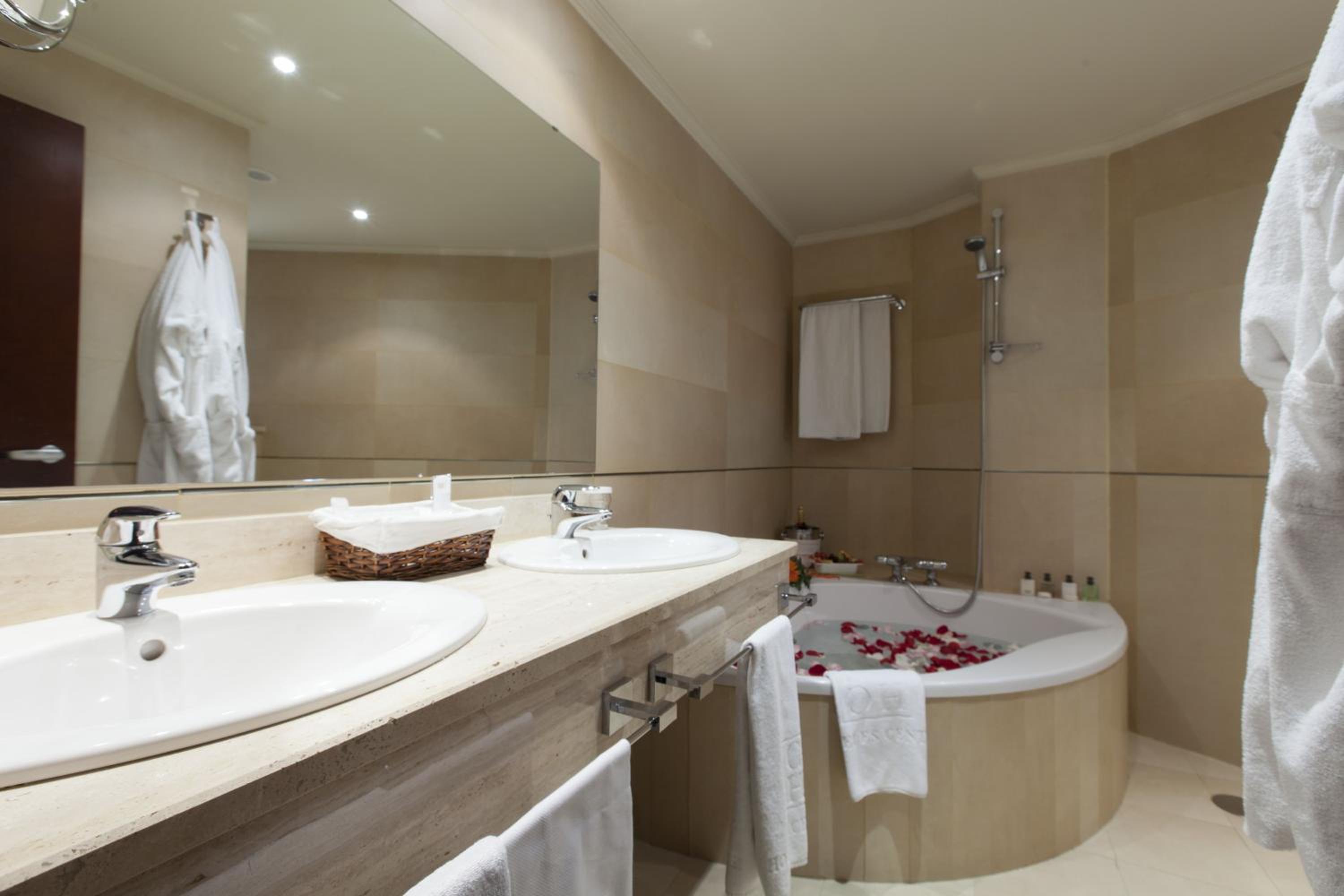Junior Suite - Photo 4