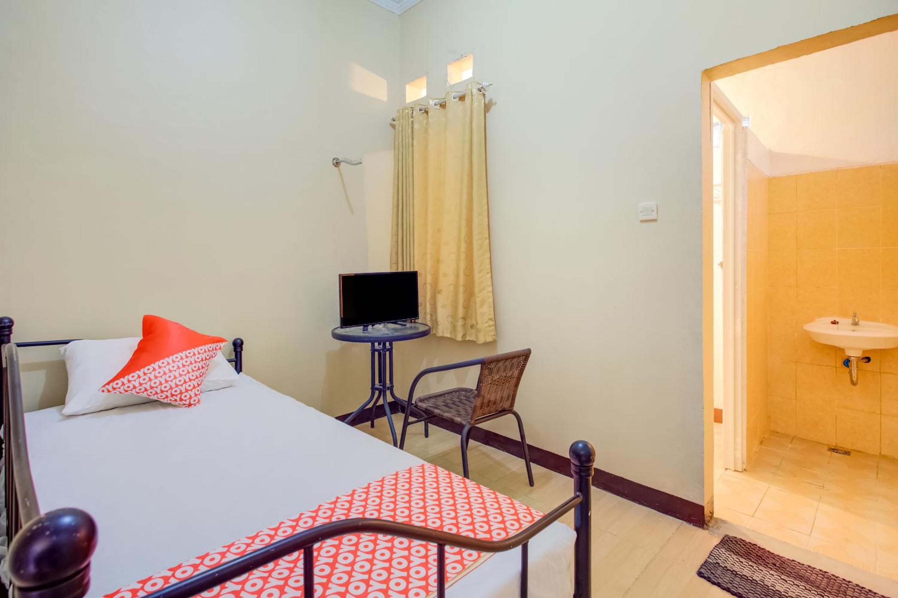Standard Single Room photo 2