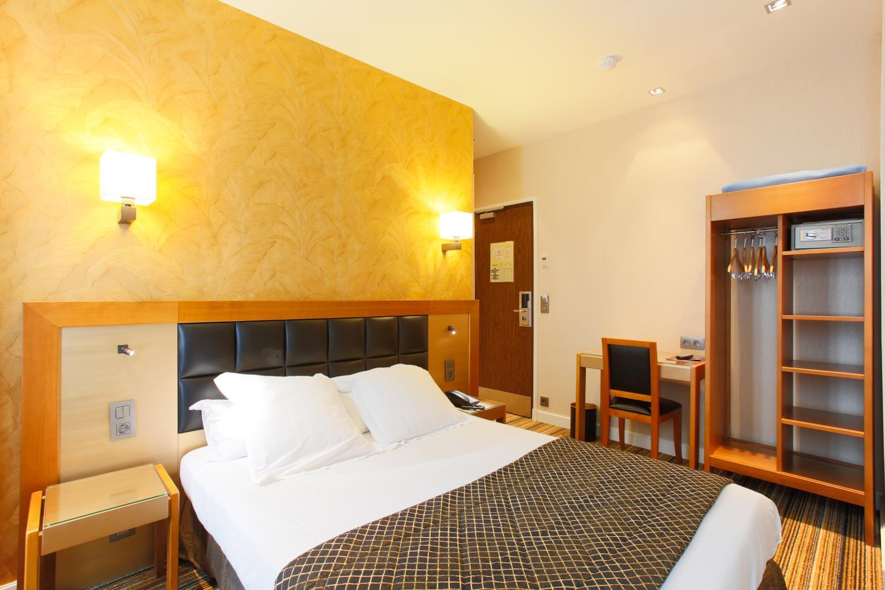 Single Room photo 2