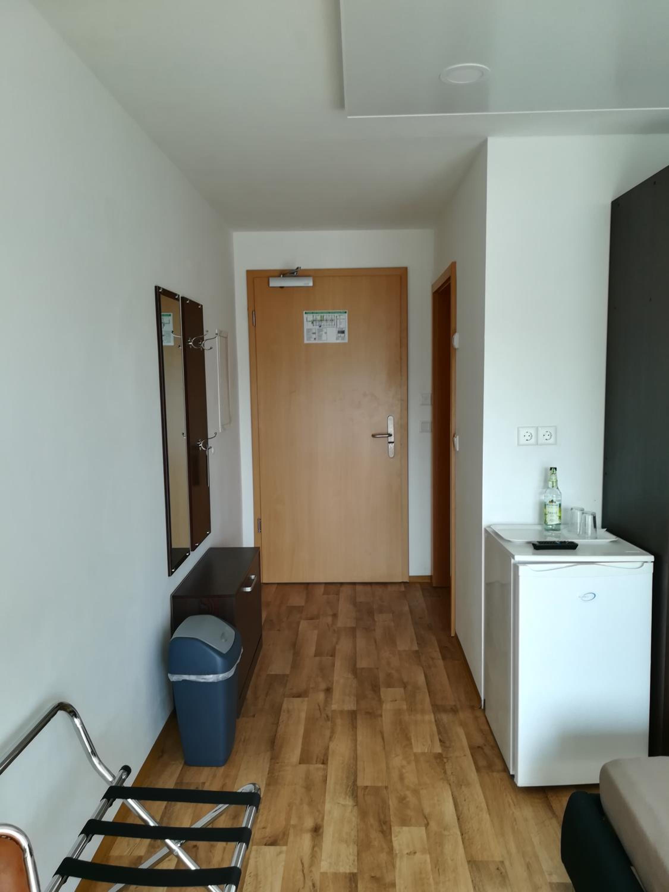 Twin Room with Balcony photo 2