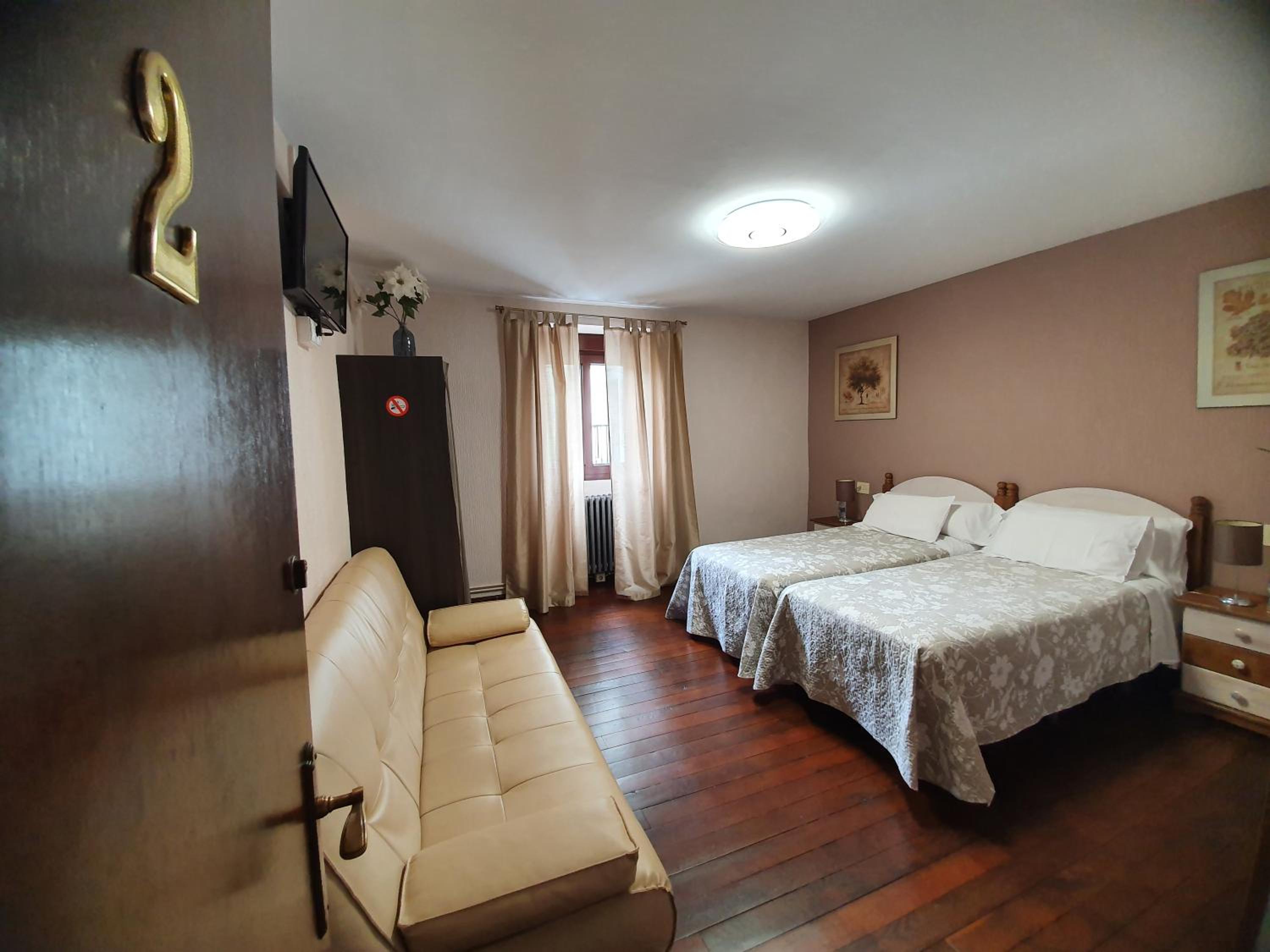 Triple Room with Mountain View photo 2