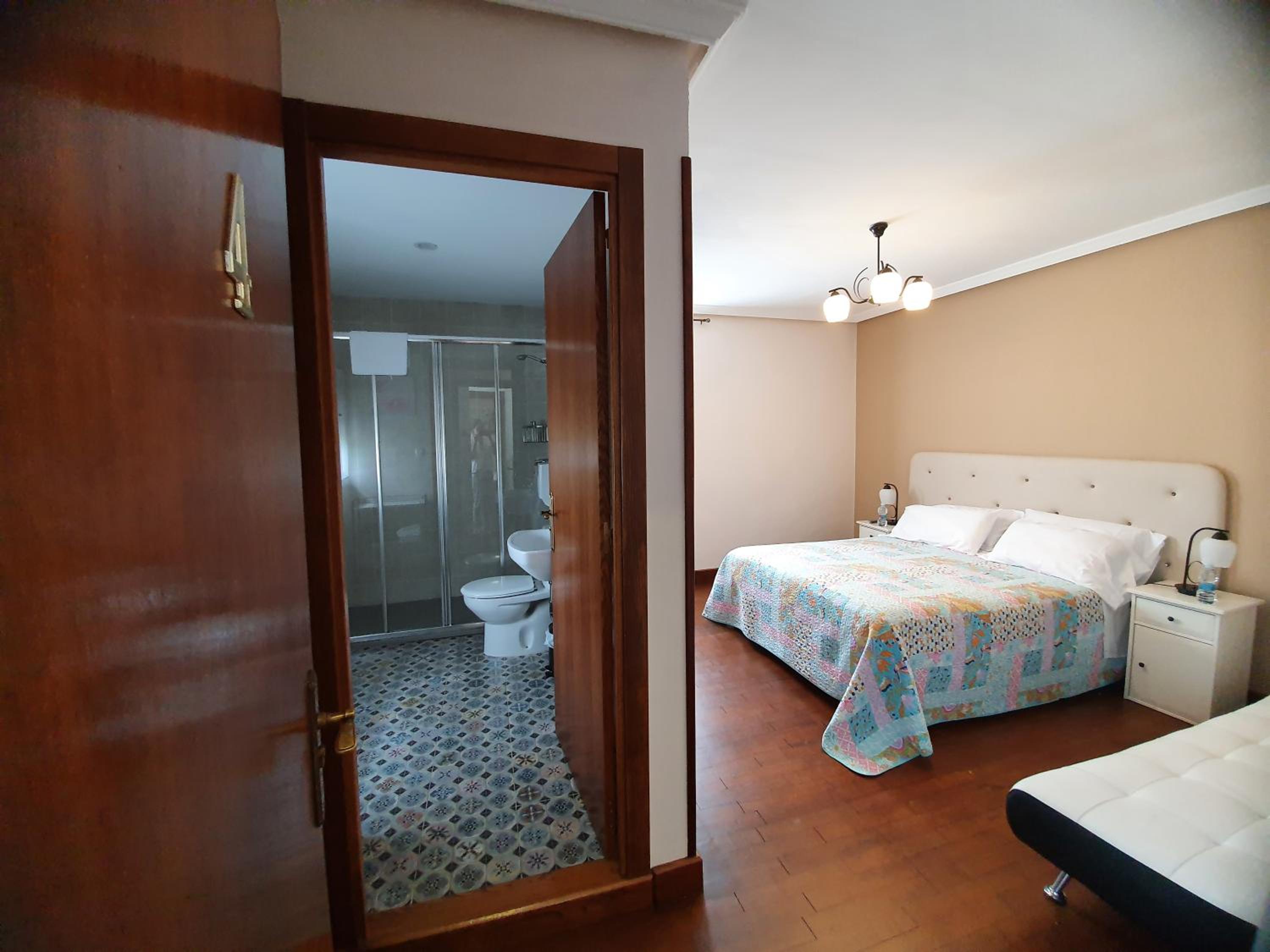 Standard Room photo 3