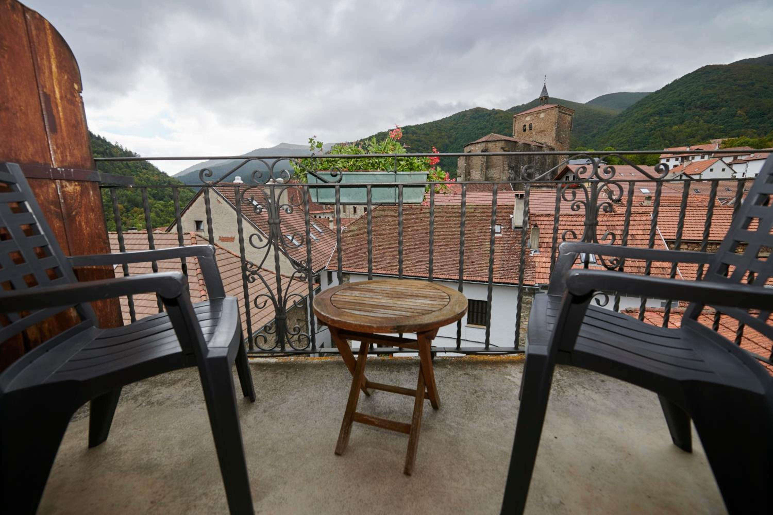 Double Room with Balcony photo 3
