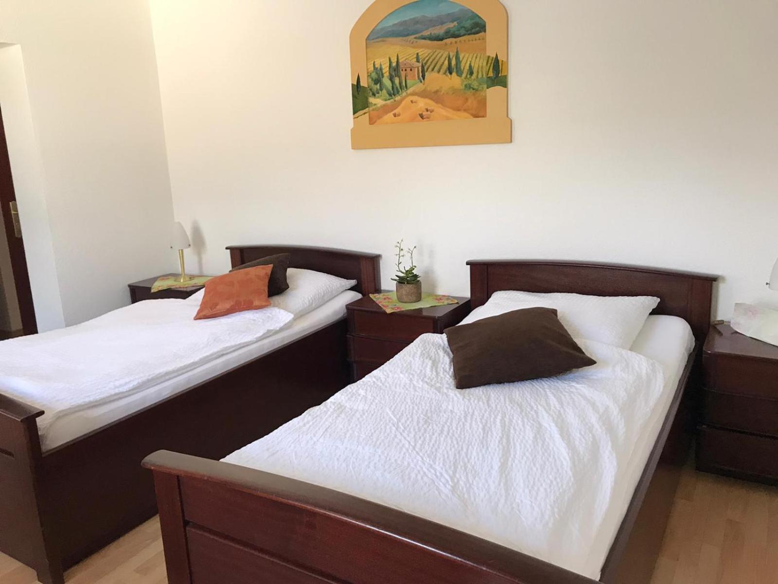 Standard Twin Room - Photo 1