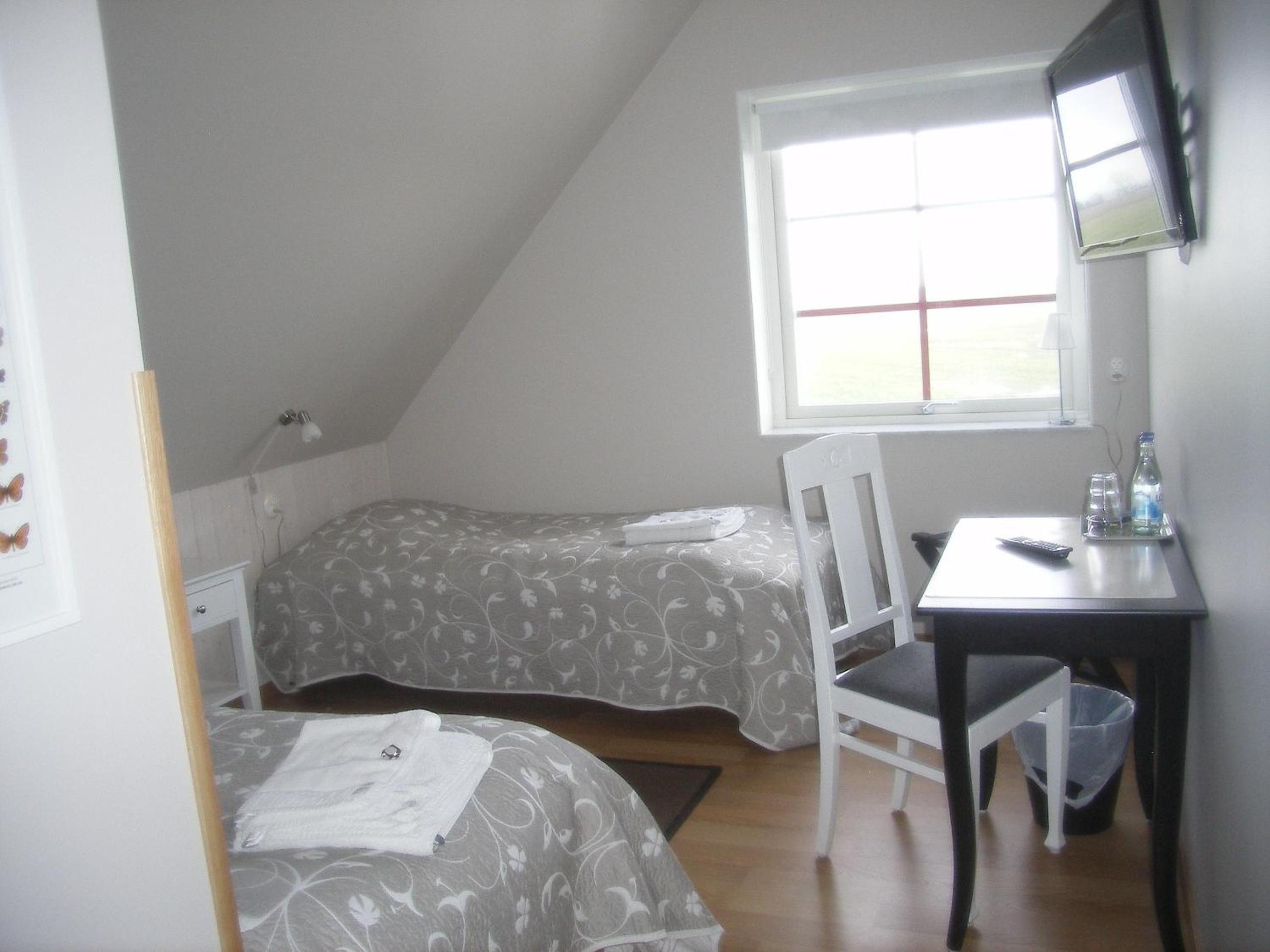 Economy Twin Room