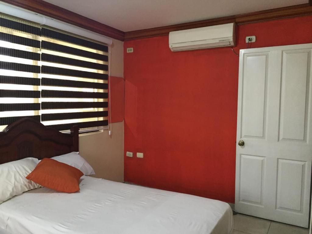 Basic Triple Room photo 2