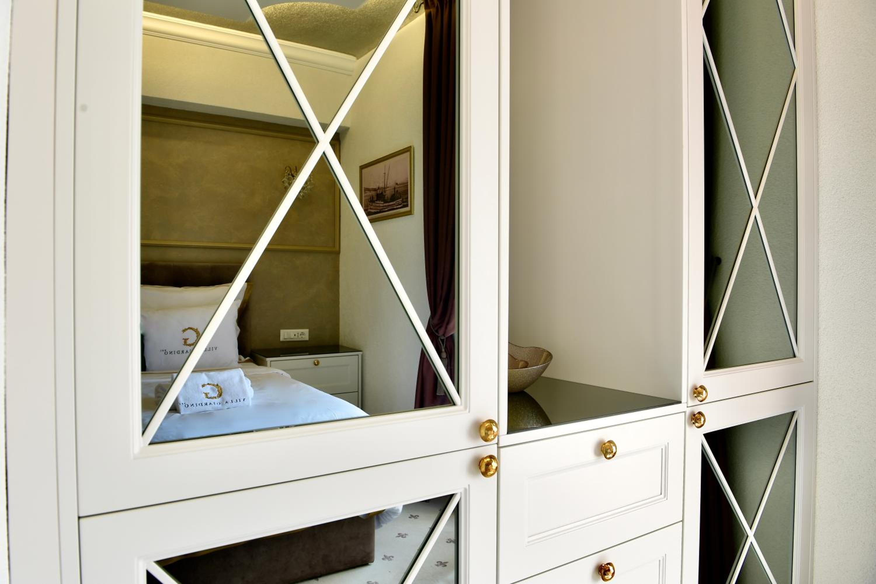 Standard Double Room photo 2