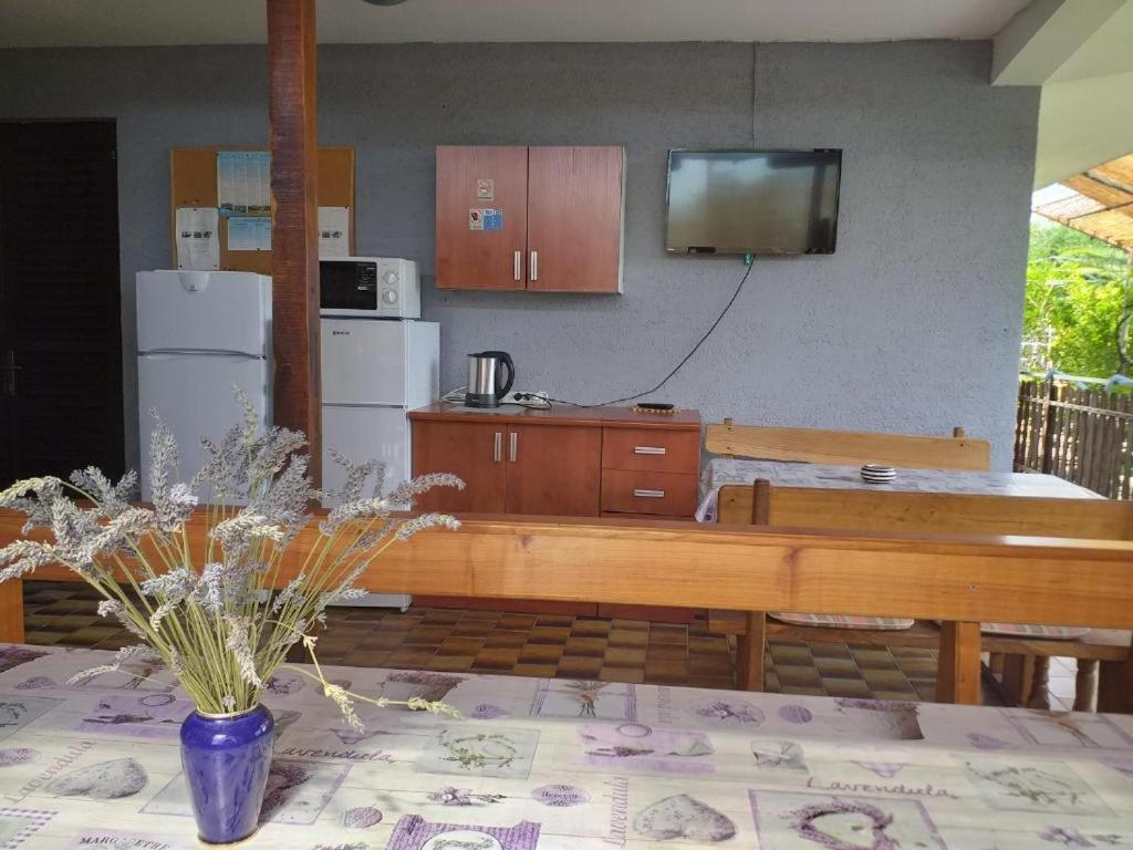 Triple Room with Bathroom - Photo 2
