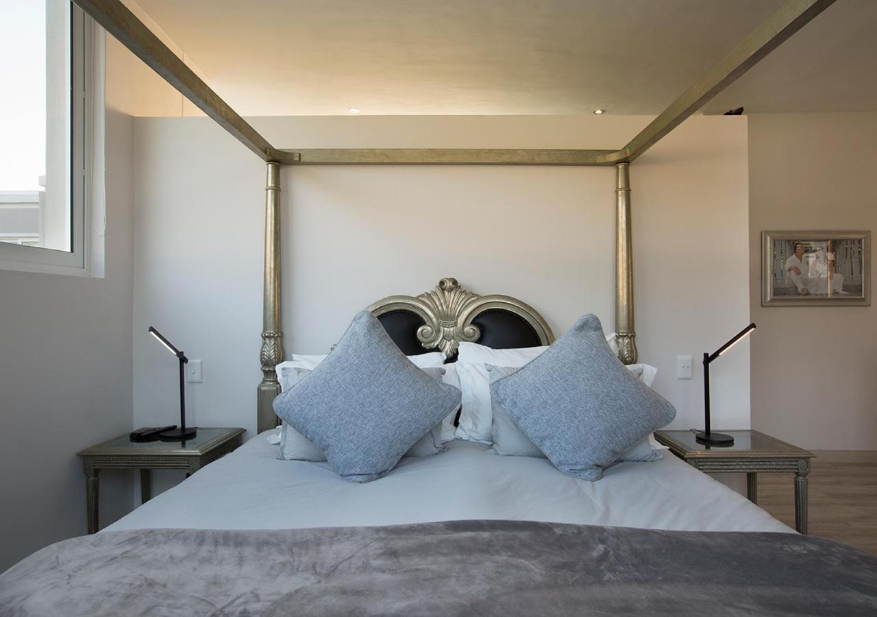 Penthouse Apartment