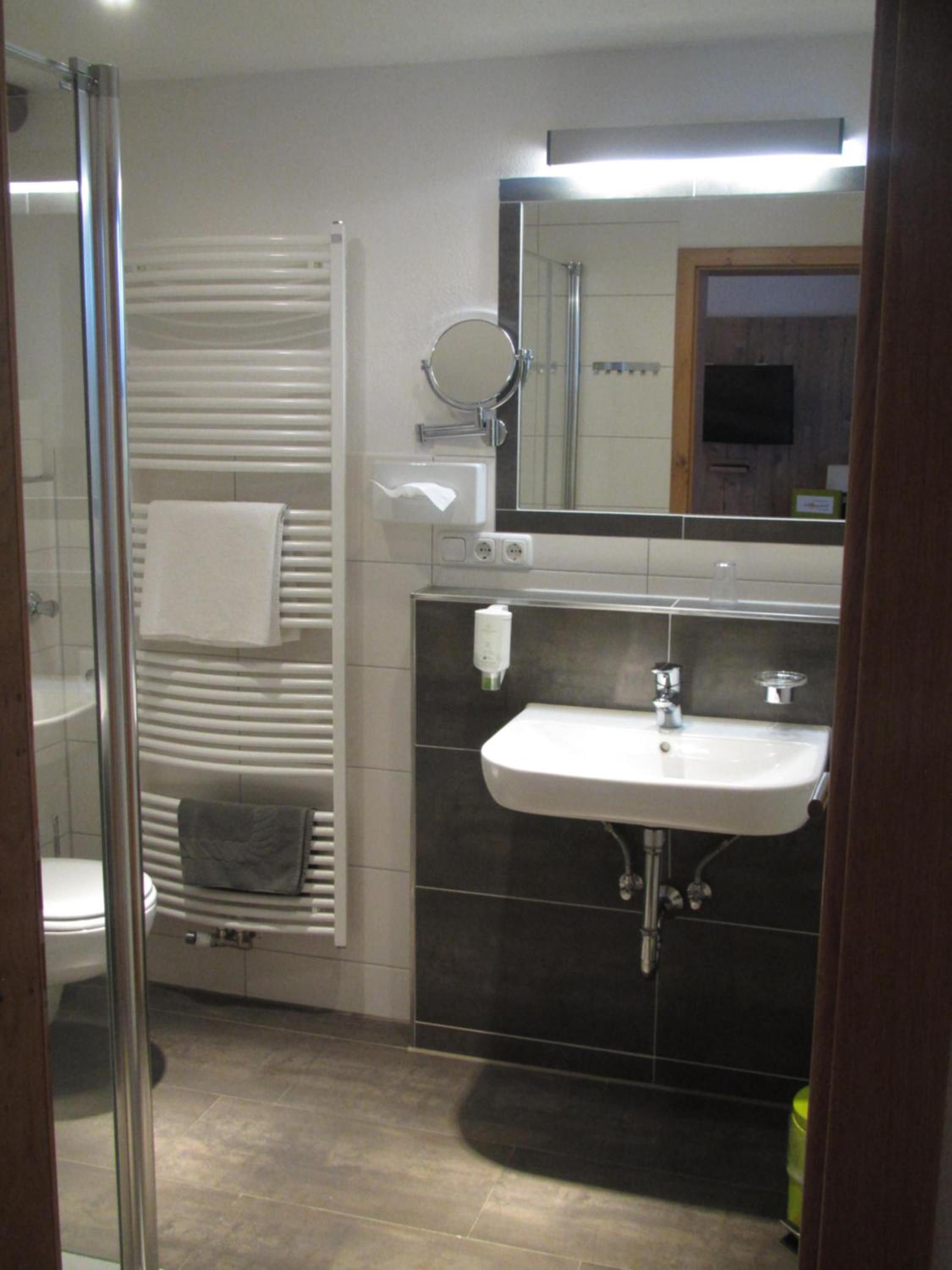 Single Room photo 3