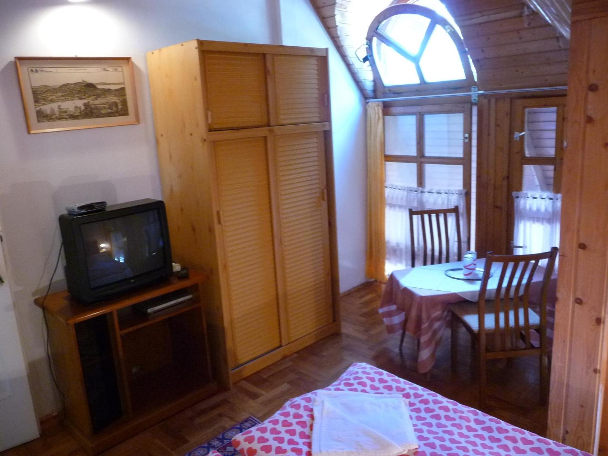 Double or Twin Room with Shared Bathroom photo 3