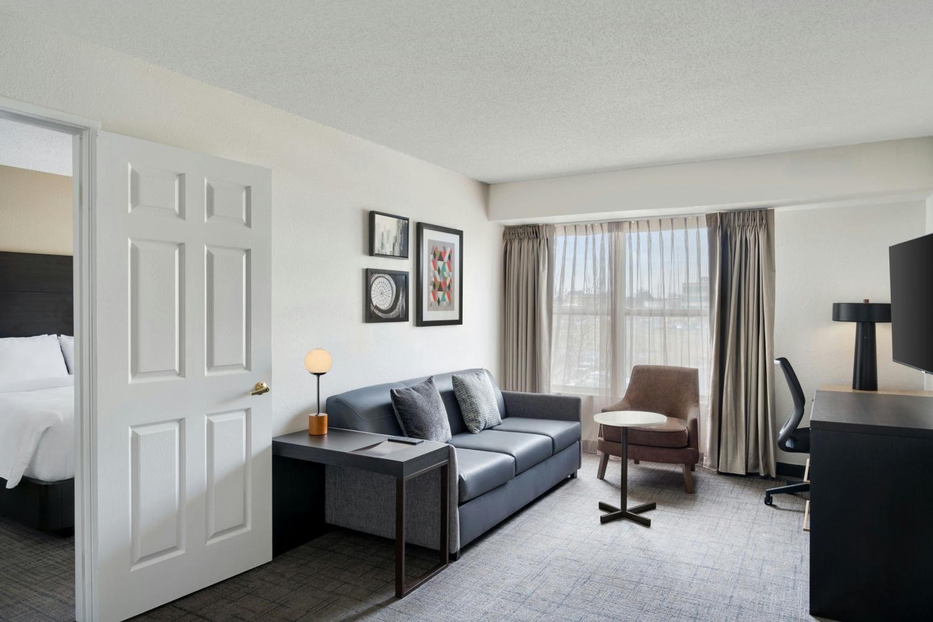 Two-Bedroom Suite, photo 6