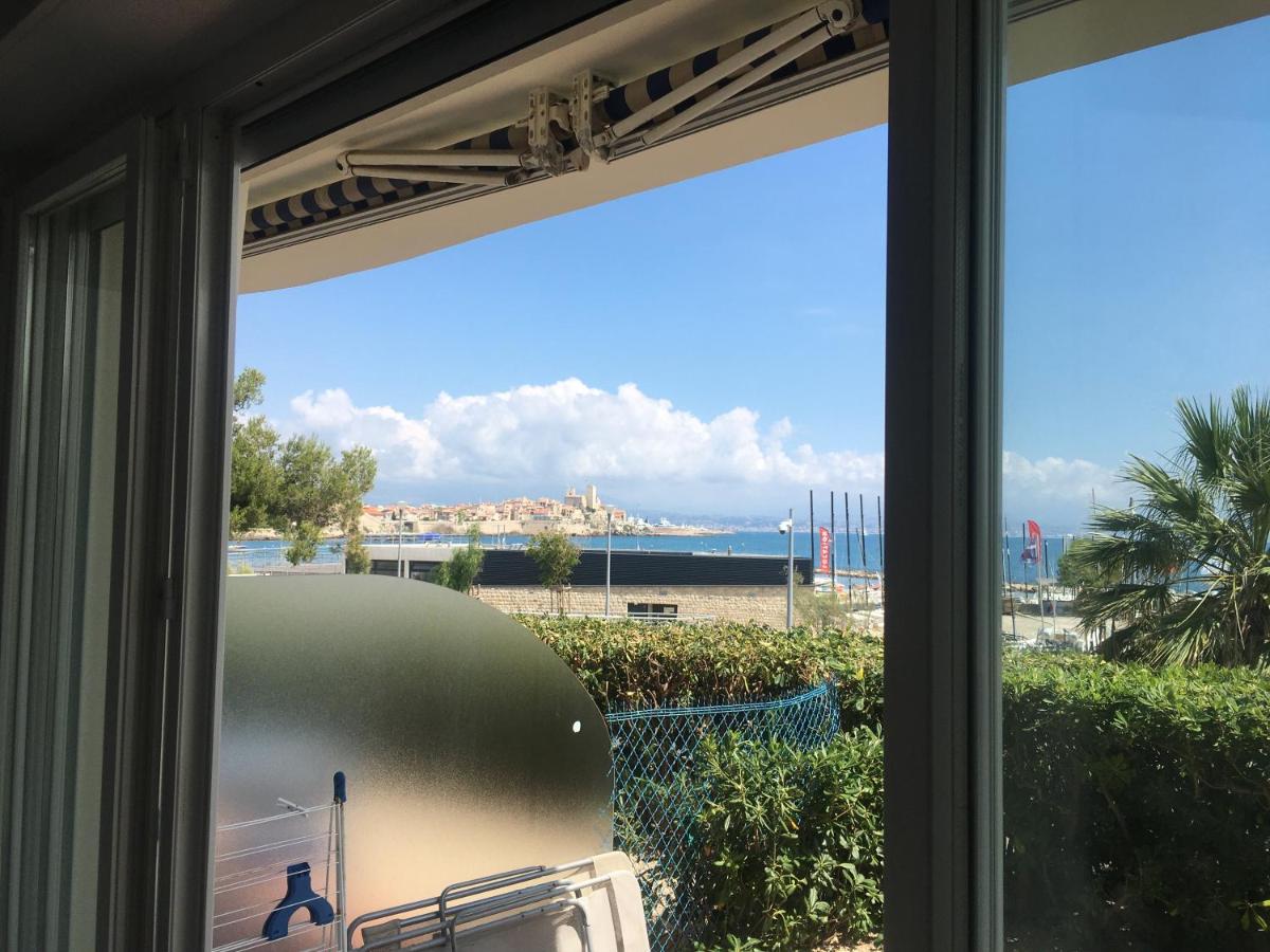 Studio with Sea View photo 1