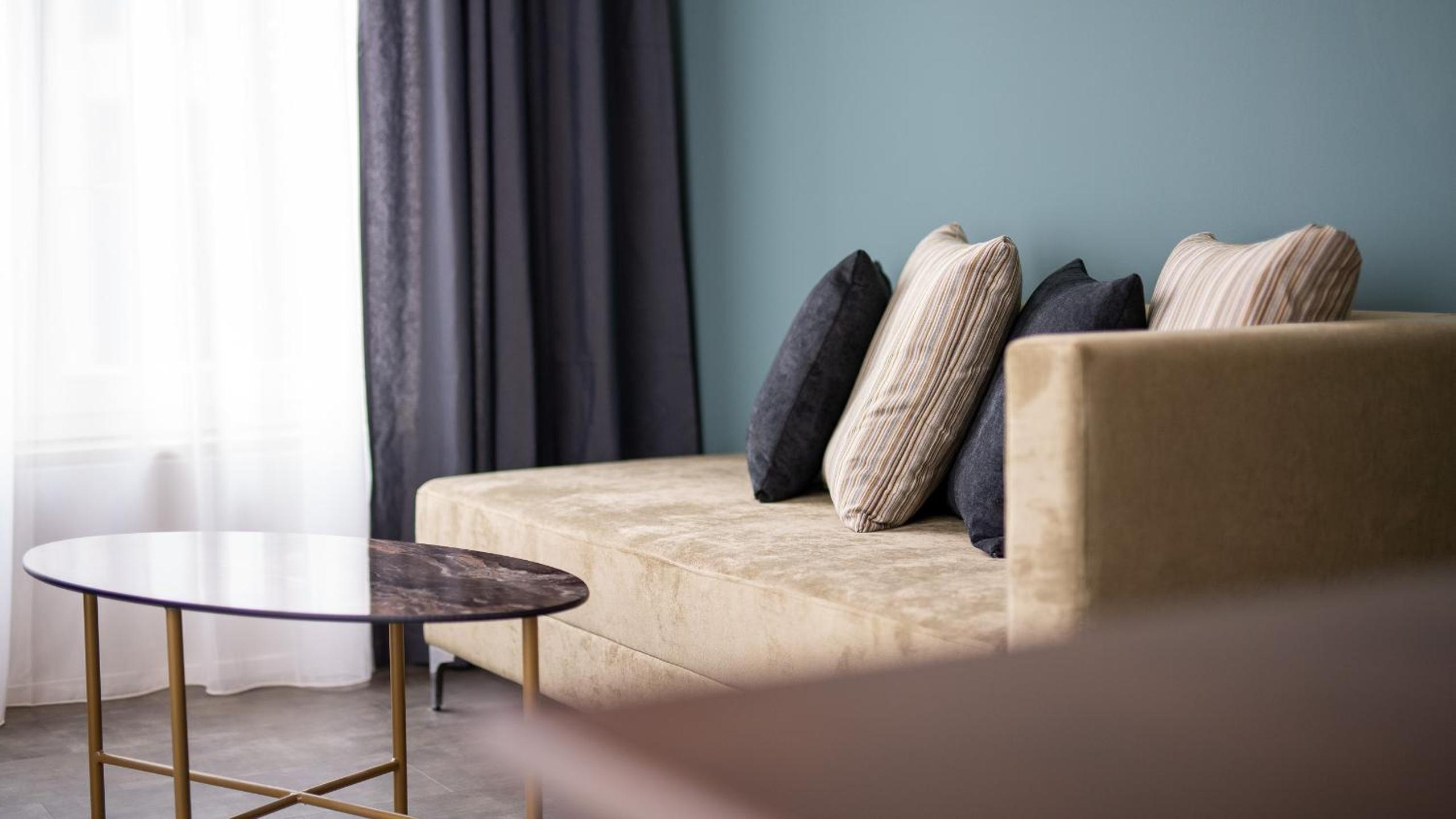 Suite with River View - Photo 2