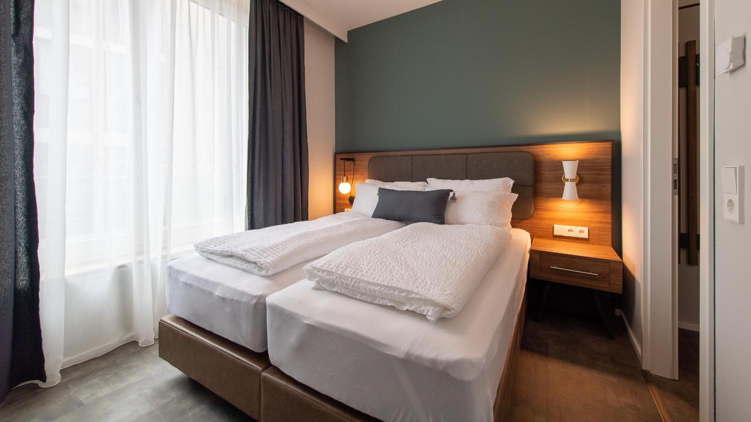 Suite with River View - Photo 6
