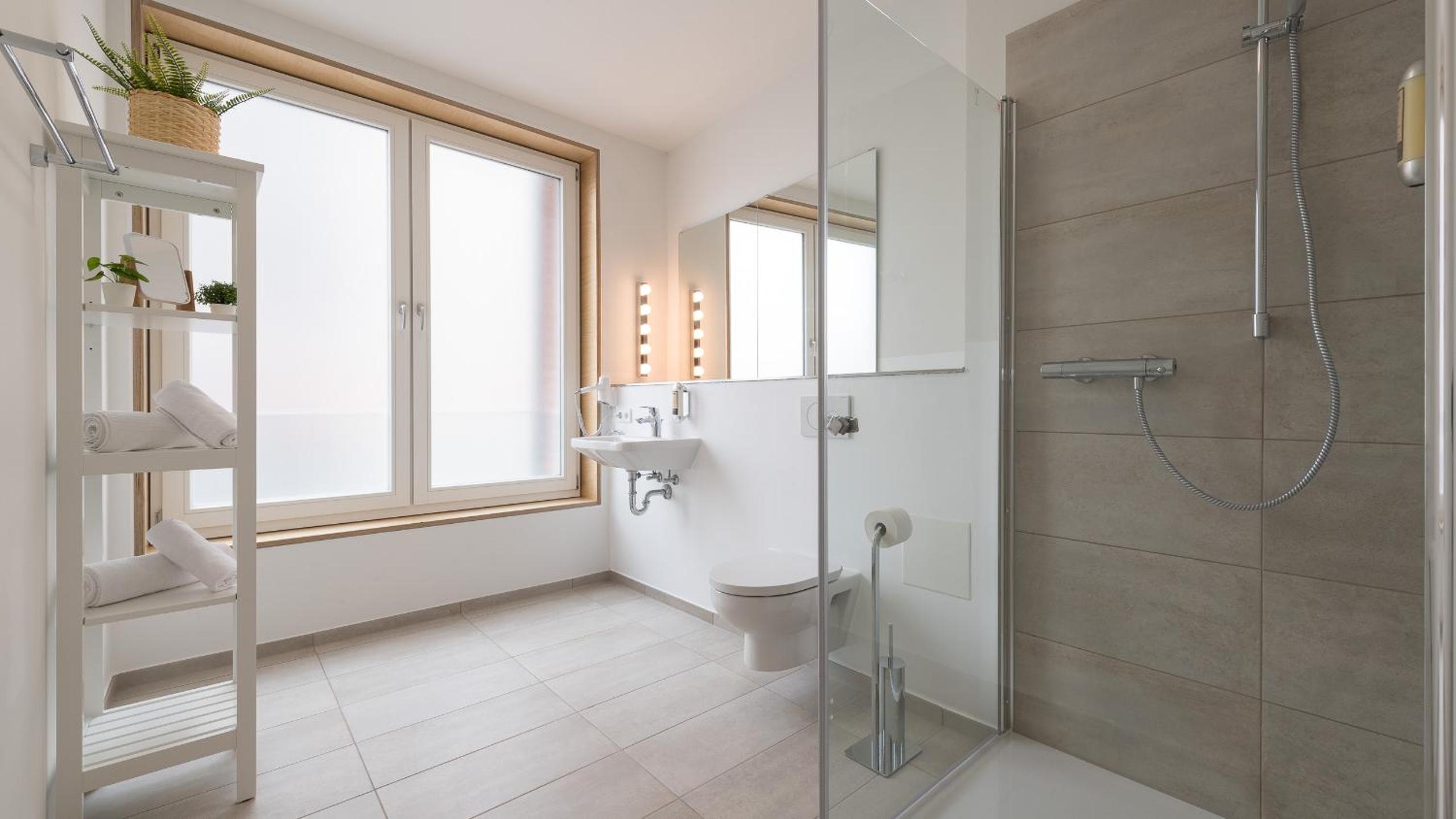 Suite with River View - Photo 9
