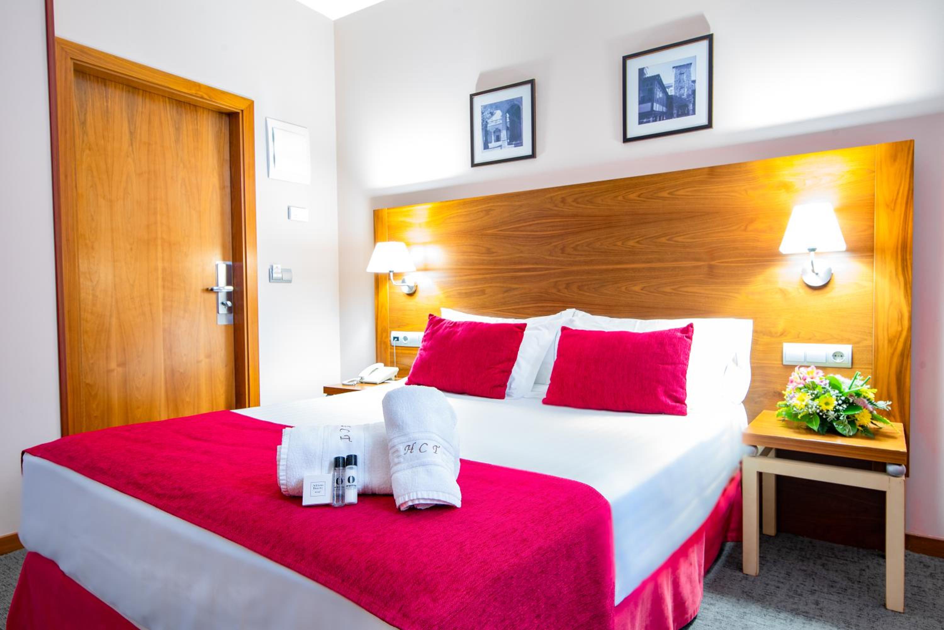 Double or Twin Room - Photo 1