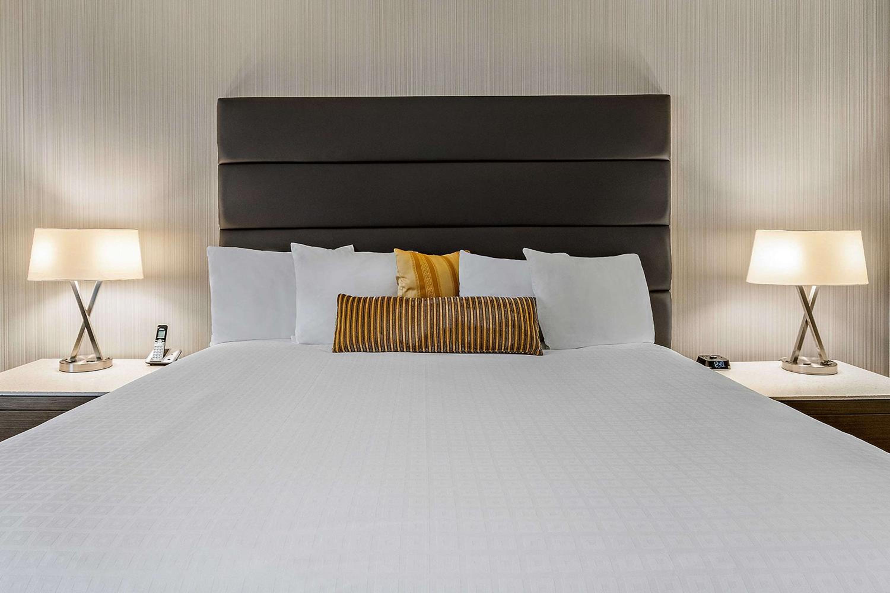 King Suite with Mountain View - Photo 1