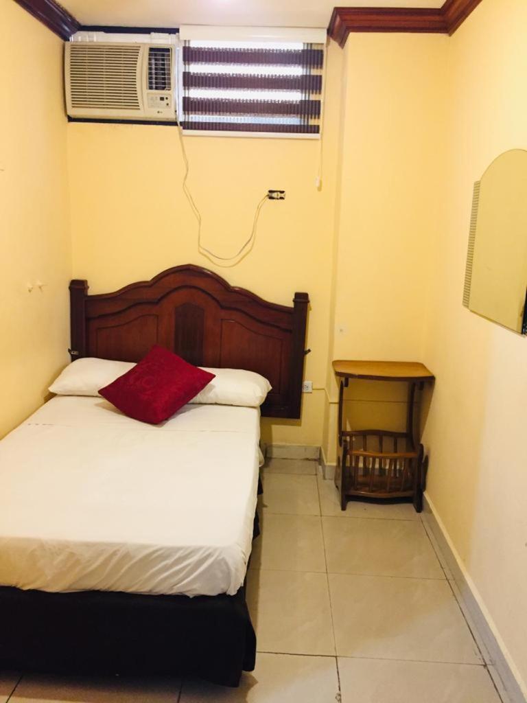 Single Room photo 1